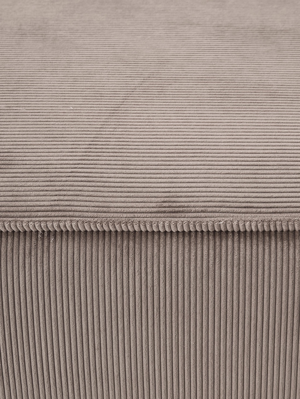 Sofa-Hocker Lennon aus Cord