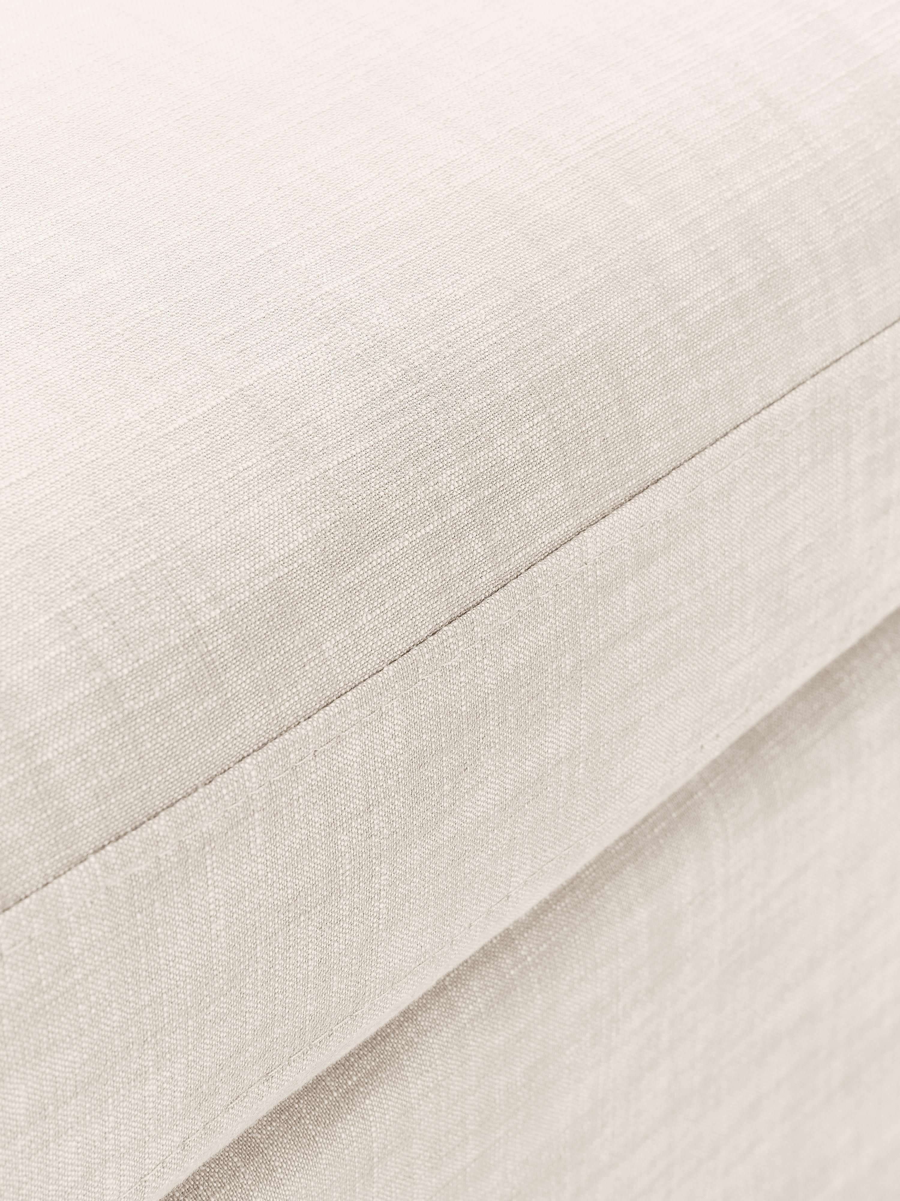 Sofa-Hocker Russell mit abnehmbaren Bezügen