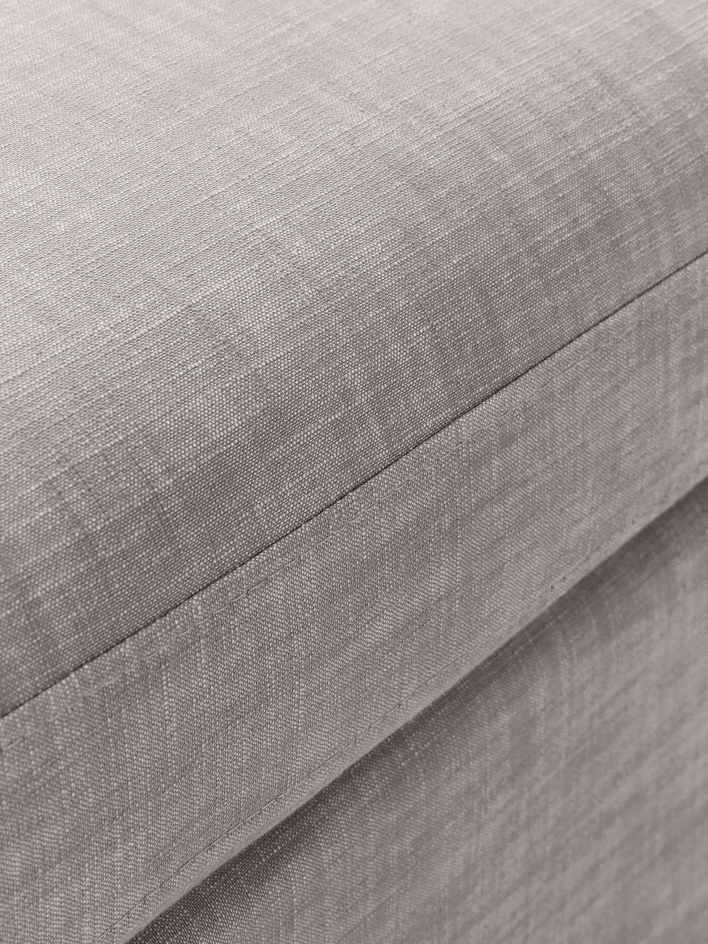 Sofa-Hocker Russell mit abnehmbaren Bezügen