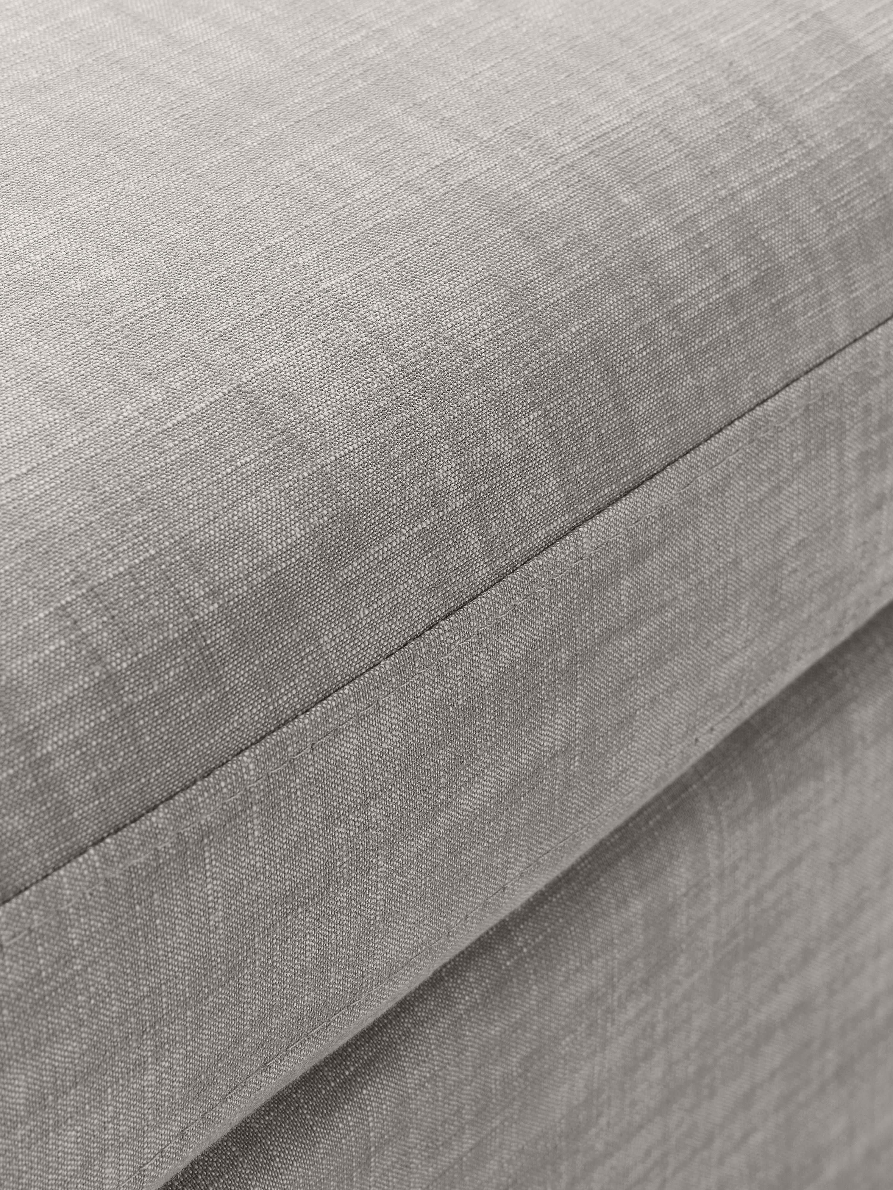 Sofa-Hocker Russell mit abnehmbaren Bezügen