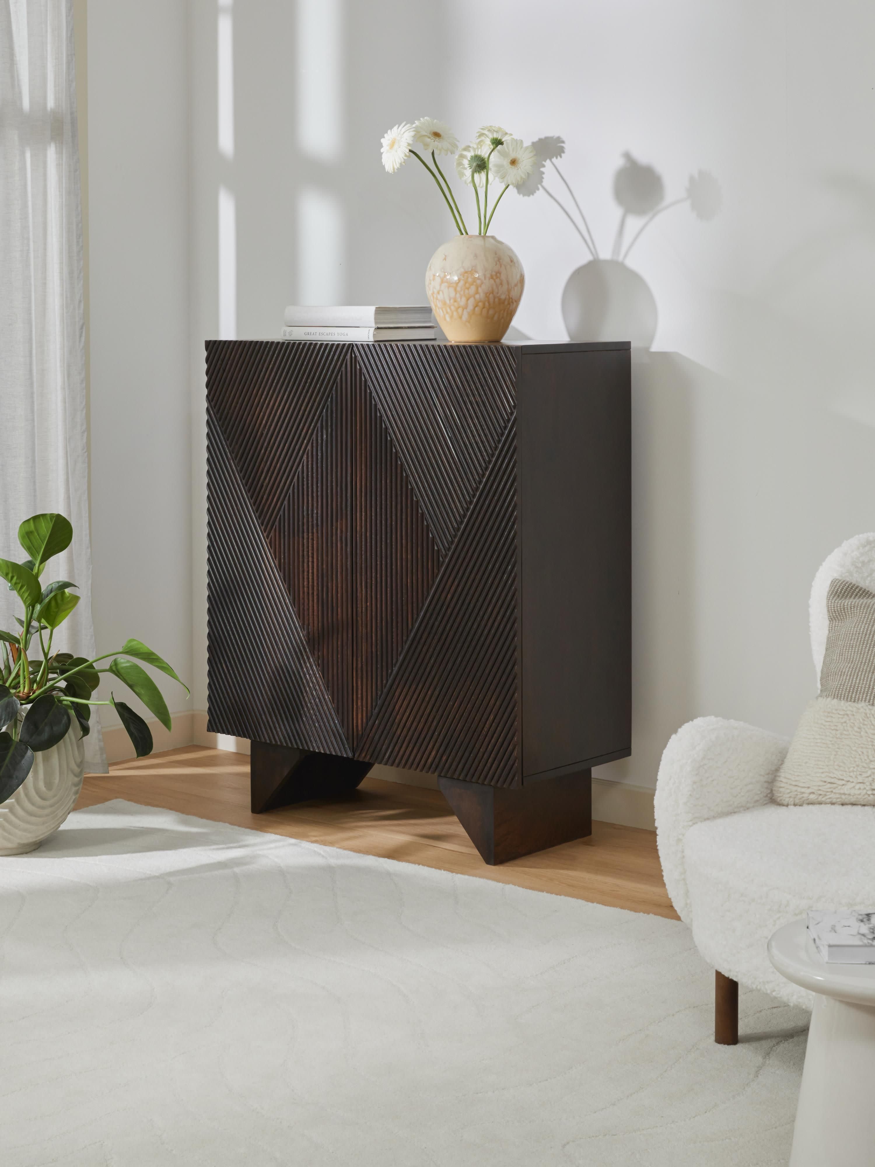 Highboard Louis aus Mangoholz