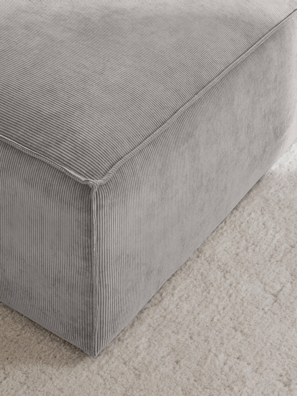 Sofa-Hocker Lennon aus Cord