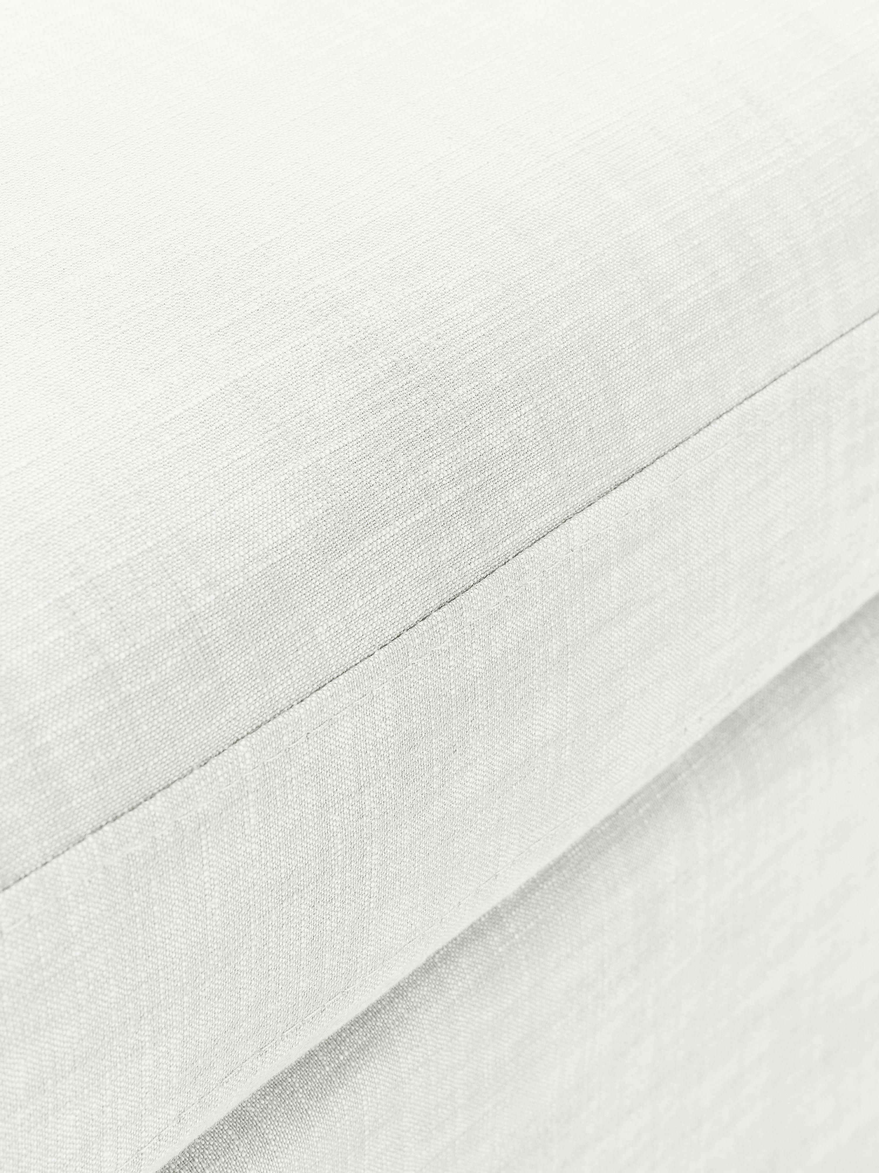 Sofa-Hocker Russell mit abnehmbaren Bezügen