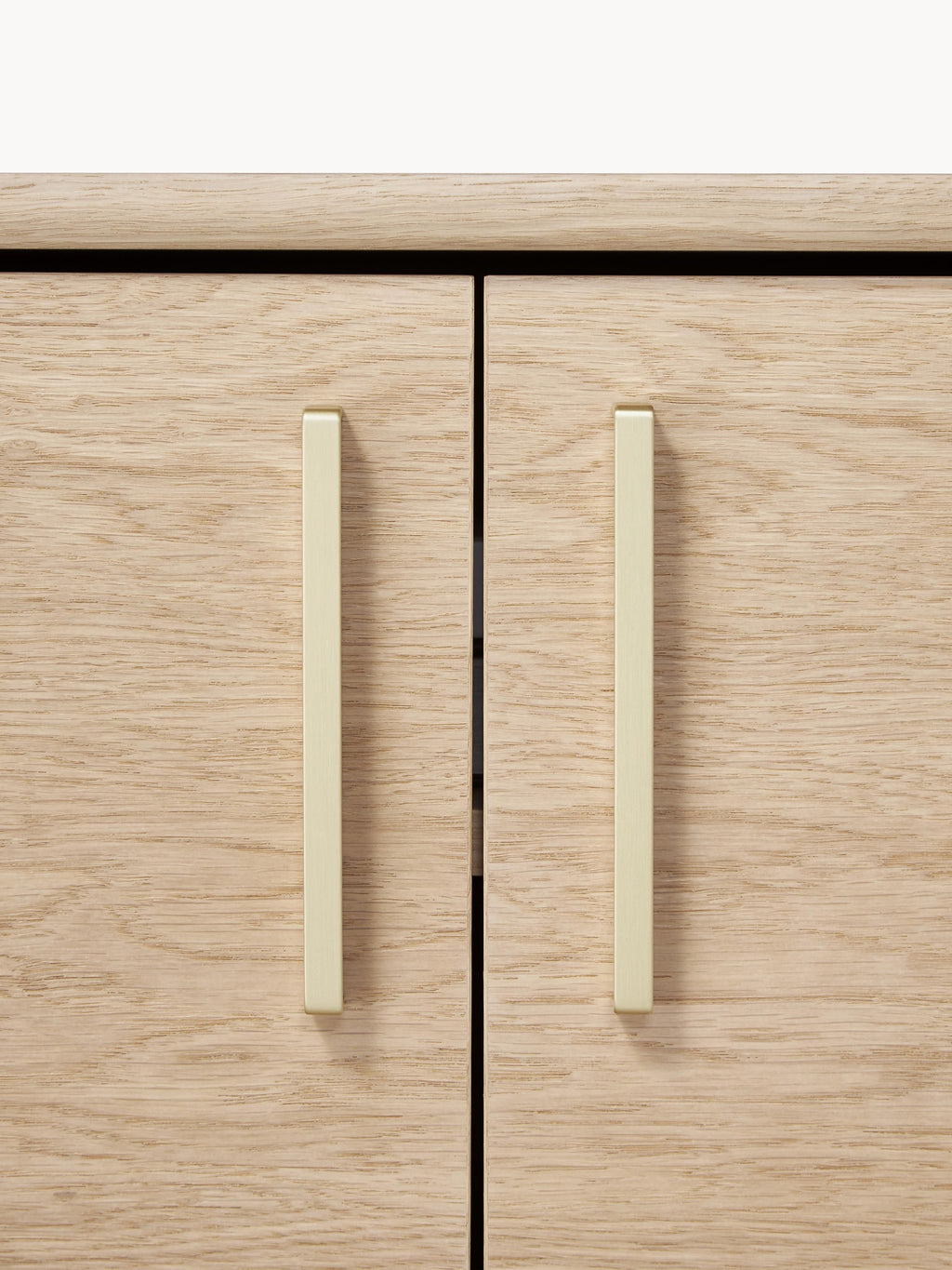 Highboard Diana aus Eichenholz