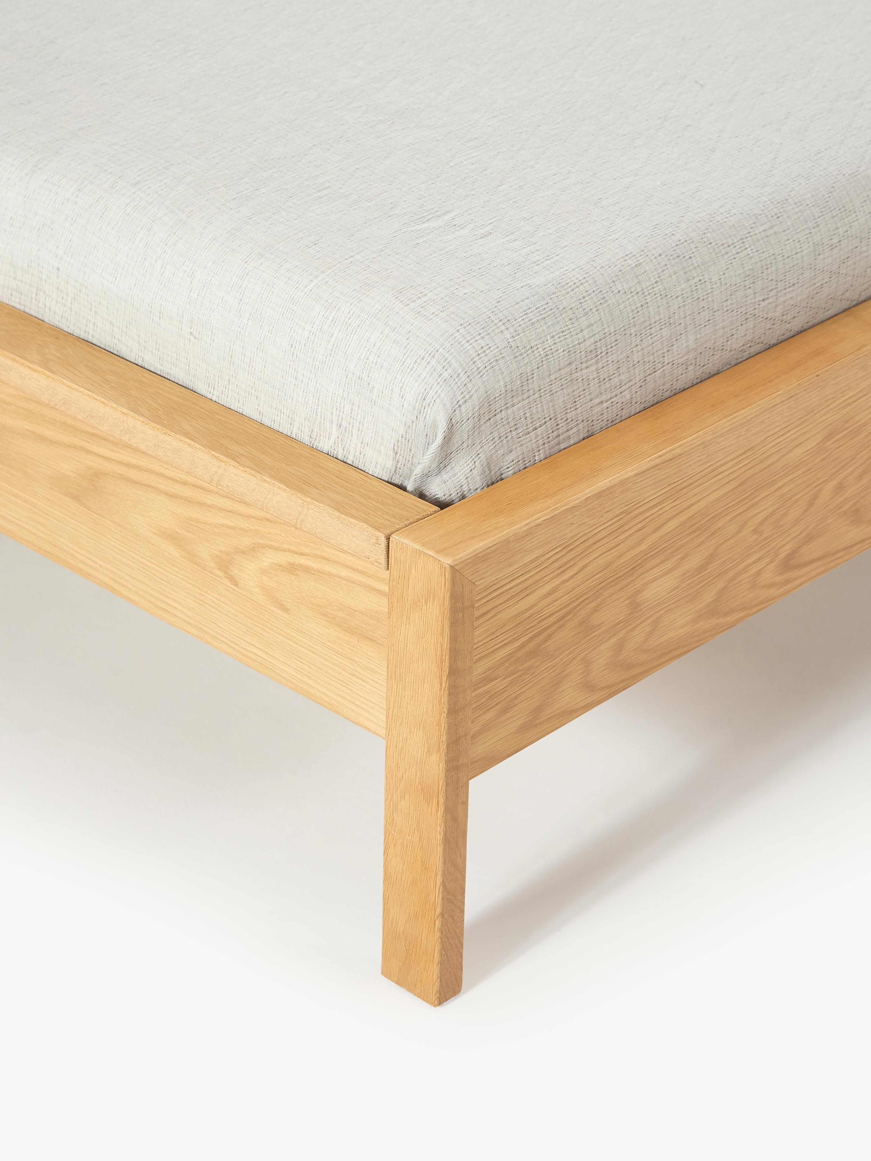 Holzbett Tammy mit Kopfteil