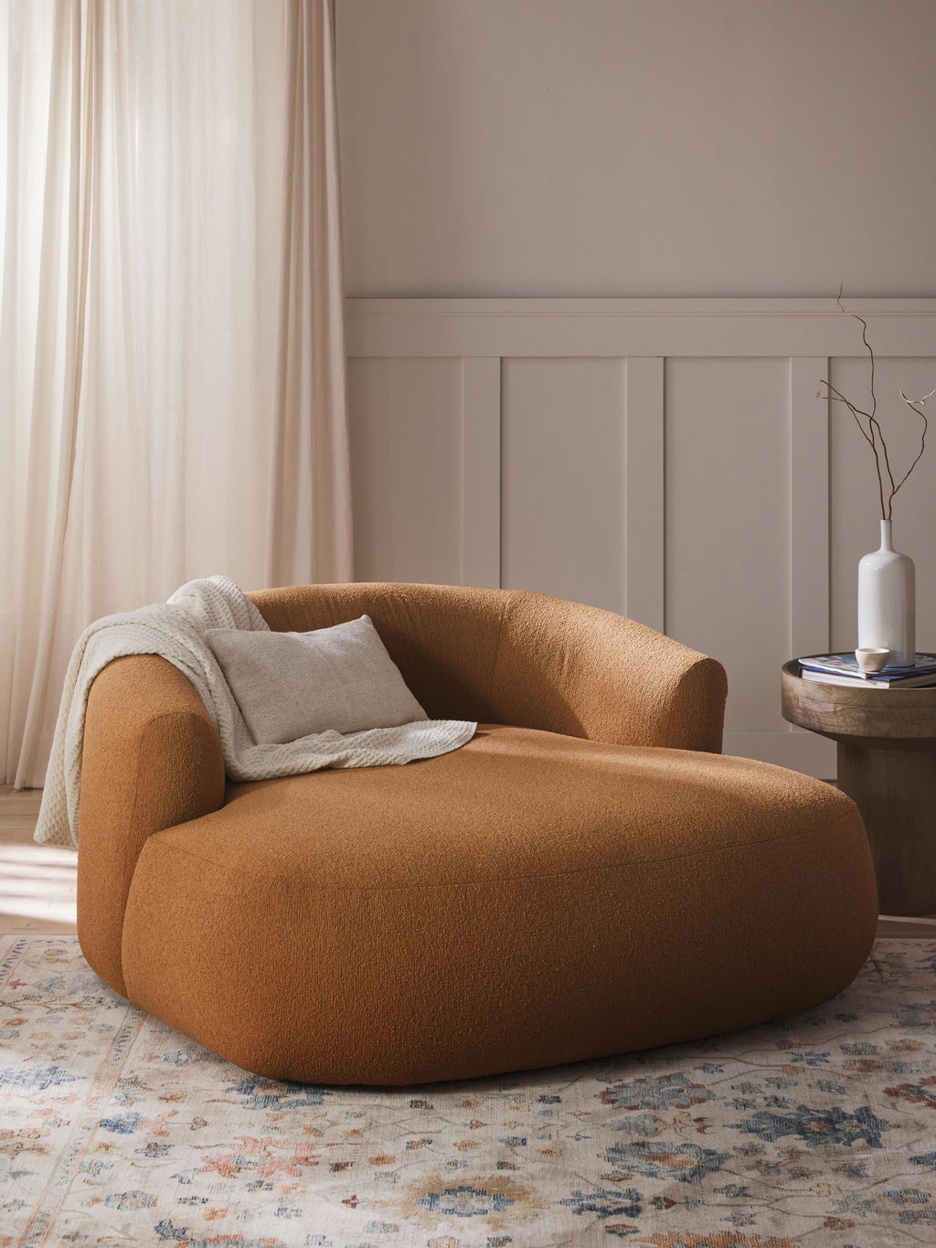 Bouclé-XL-Loungesessel Sofia