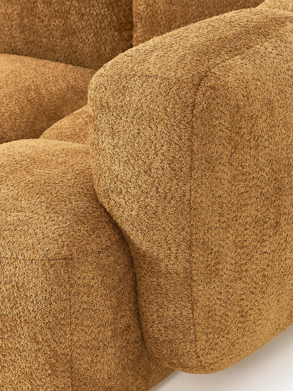 Modulares Sofa Tayla (4-Sitzer) aus Teddy-Bouclé