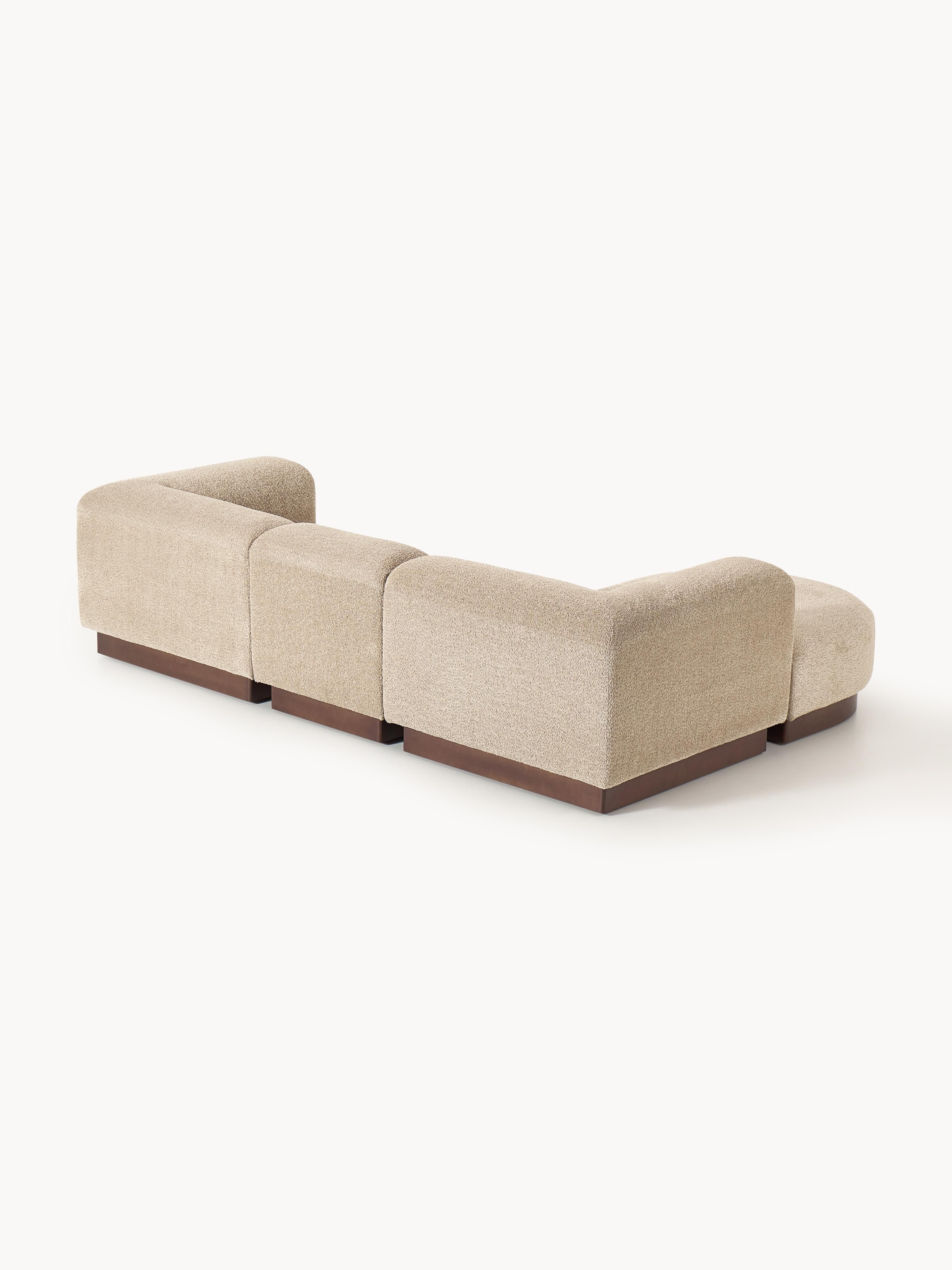 Modulares Sofa Natalie (3-Sitzer) aus Teddy-Bouclé mit Hocker (links/rechts)