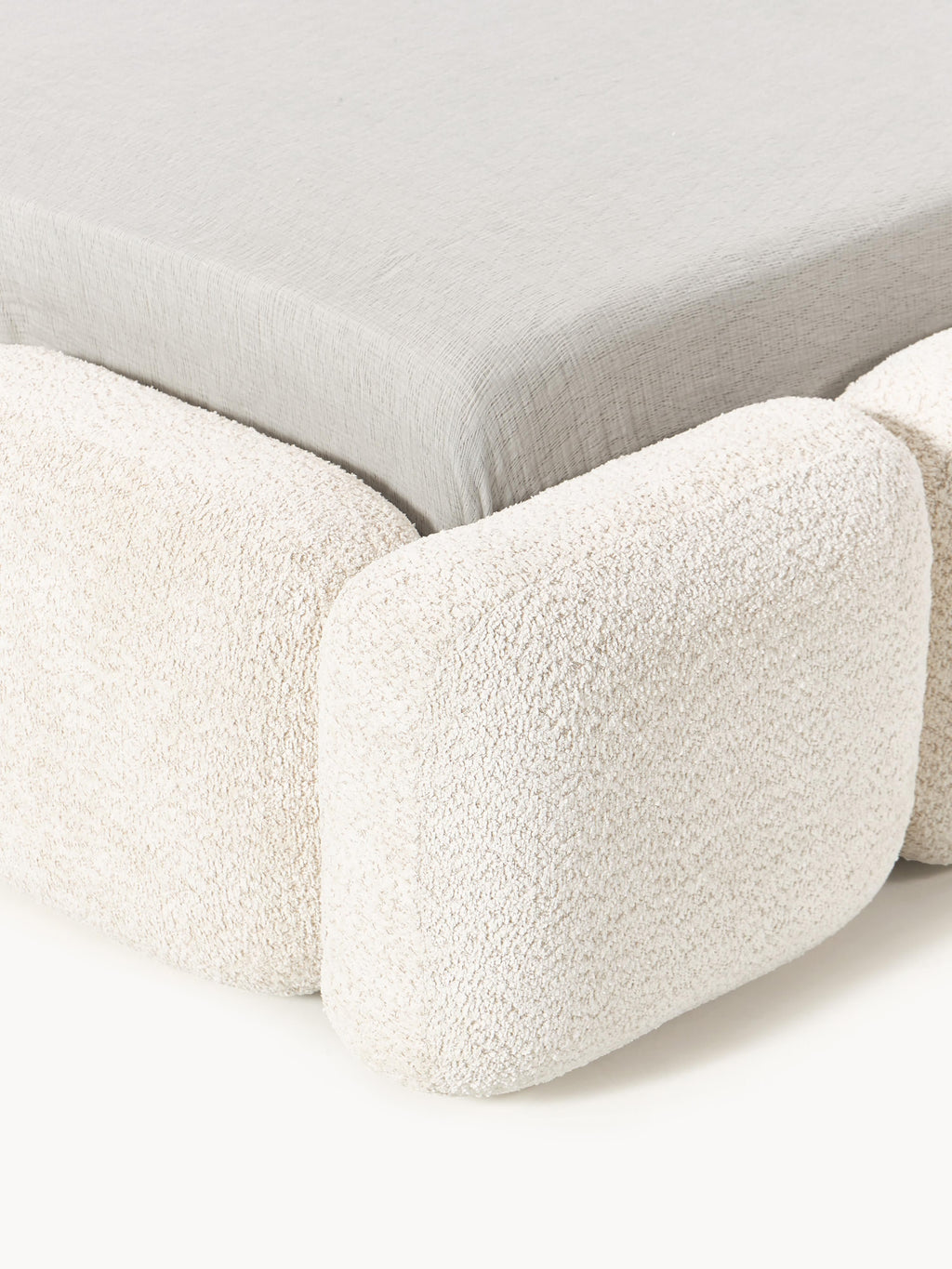Polsterbett Tayla aus Teddy-Bouclé