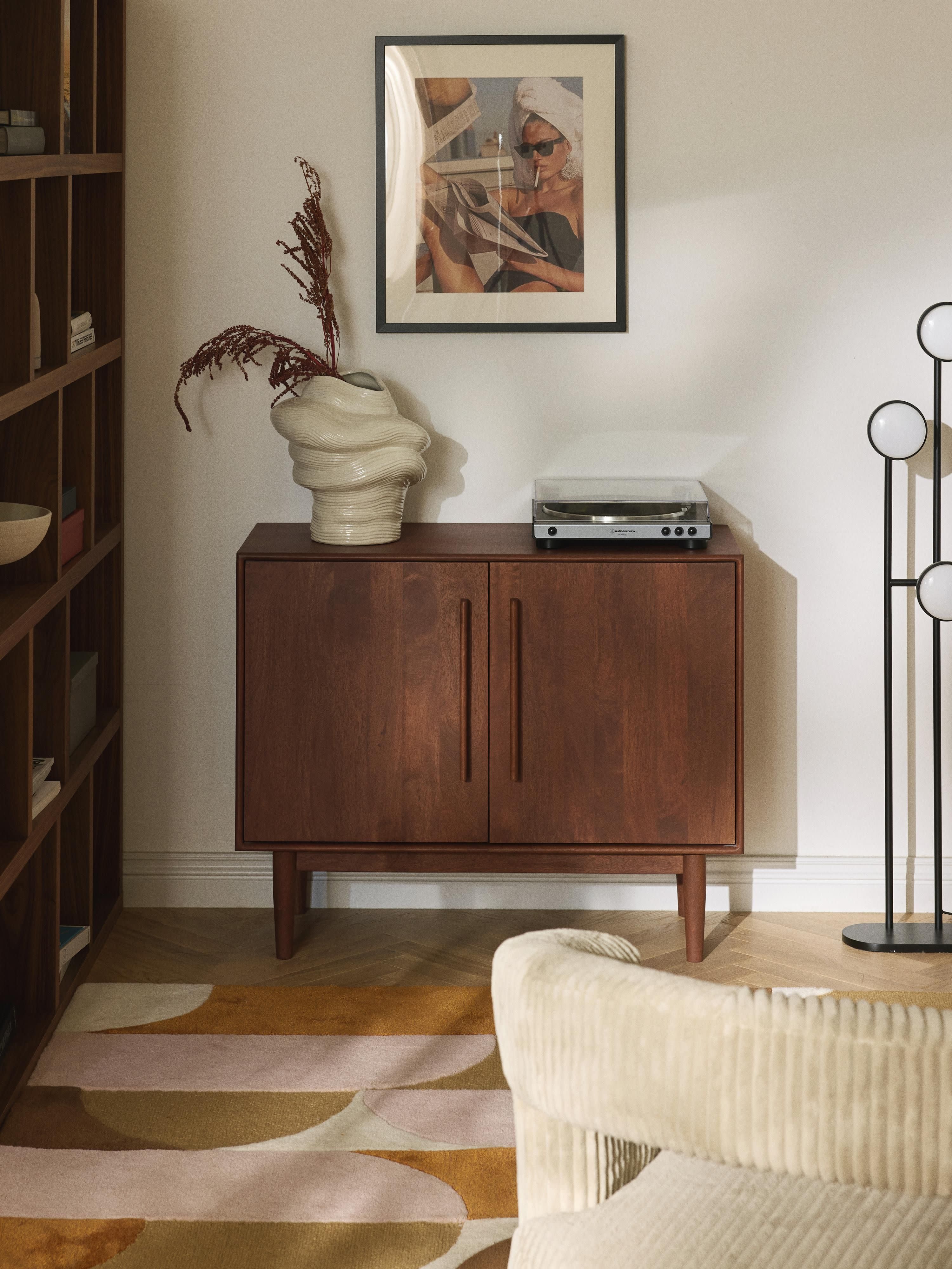 Sideboard Paul aus Mangoholz