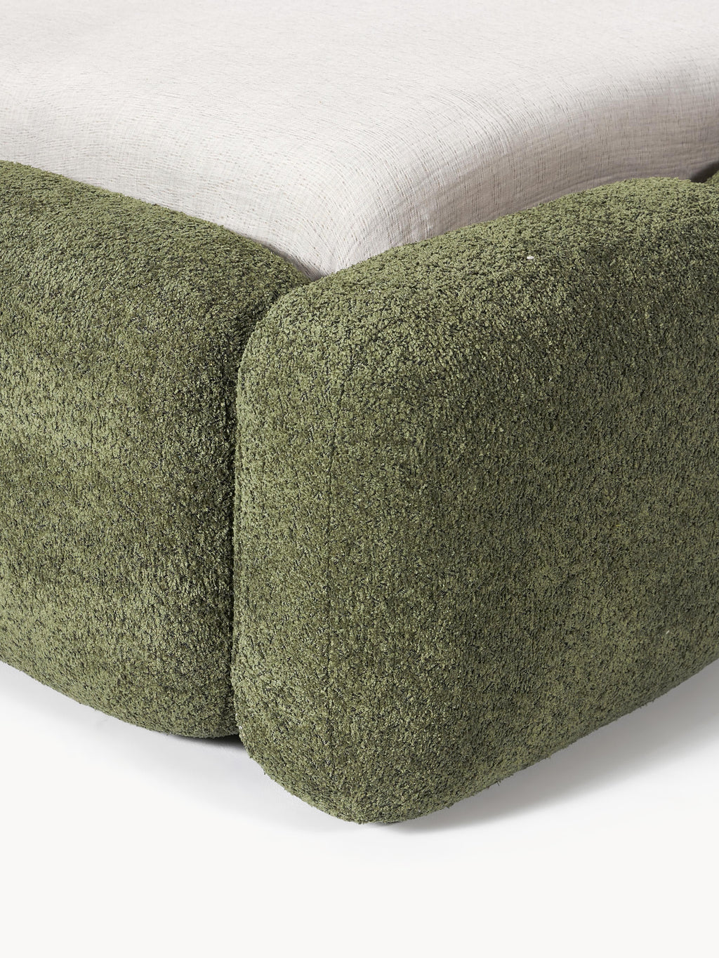 Polsterbett Tayla aus Teddy-Bouclé
