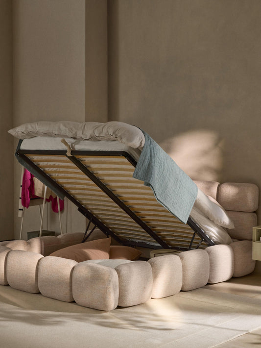 Polsterbett Tayla aus Bouclé mit Stauraum