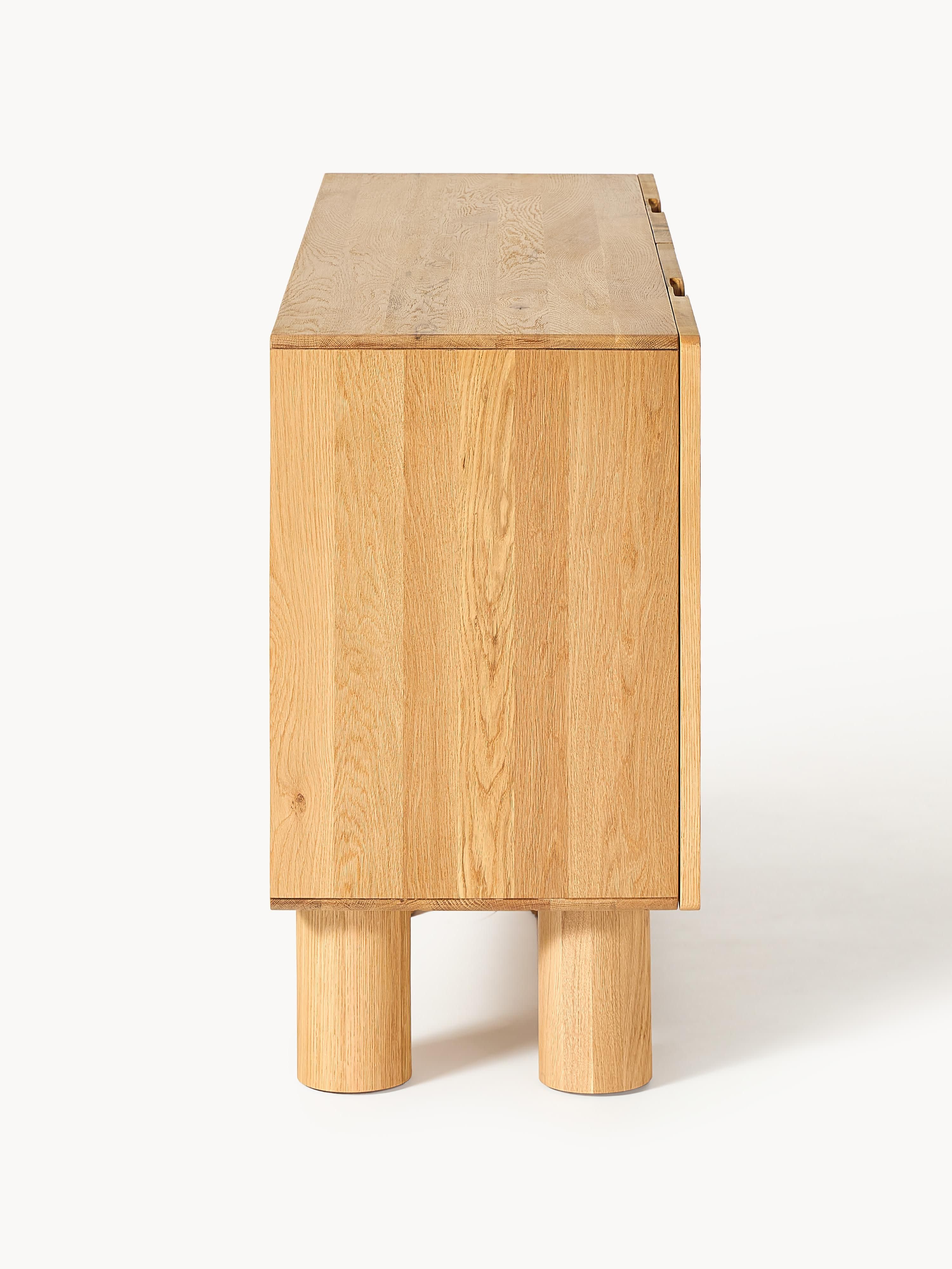 Sideboard Cadi aus Eichenholz
