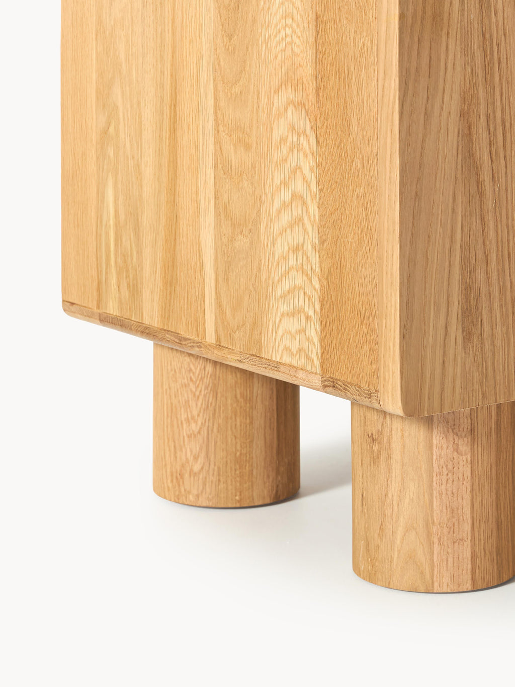 Sideboard Cadi aus Eichenholz