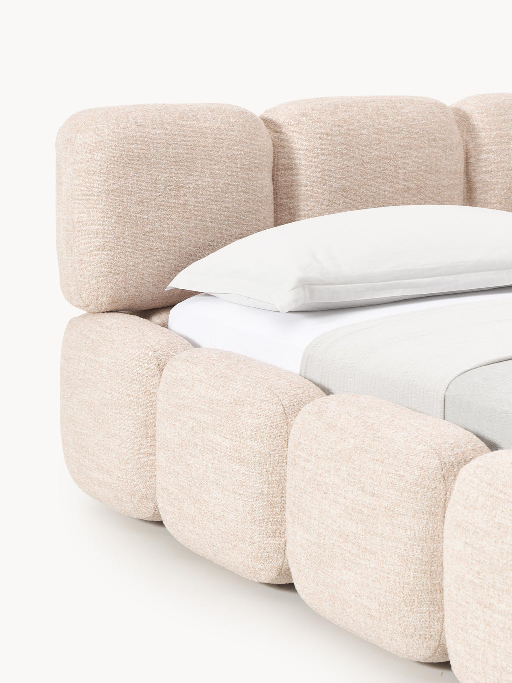 Polsterbett Tayla aus Bouclé mit Stauraum
