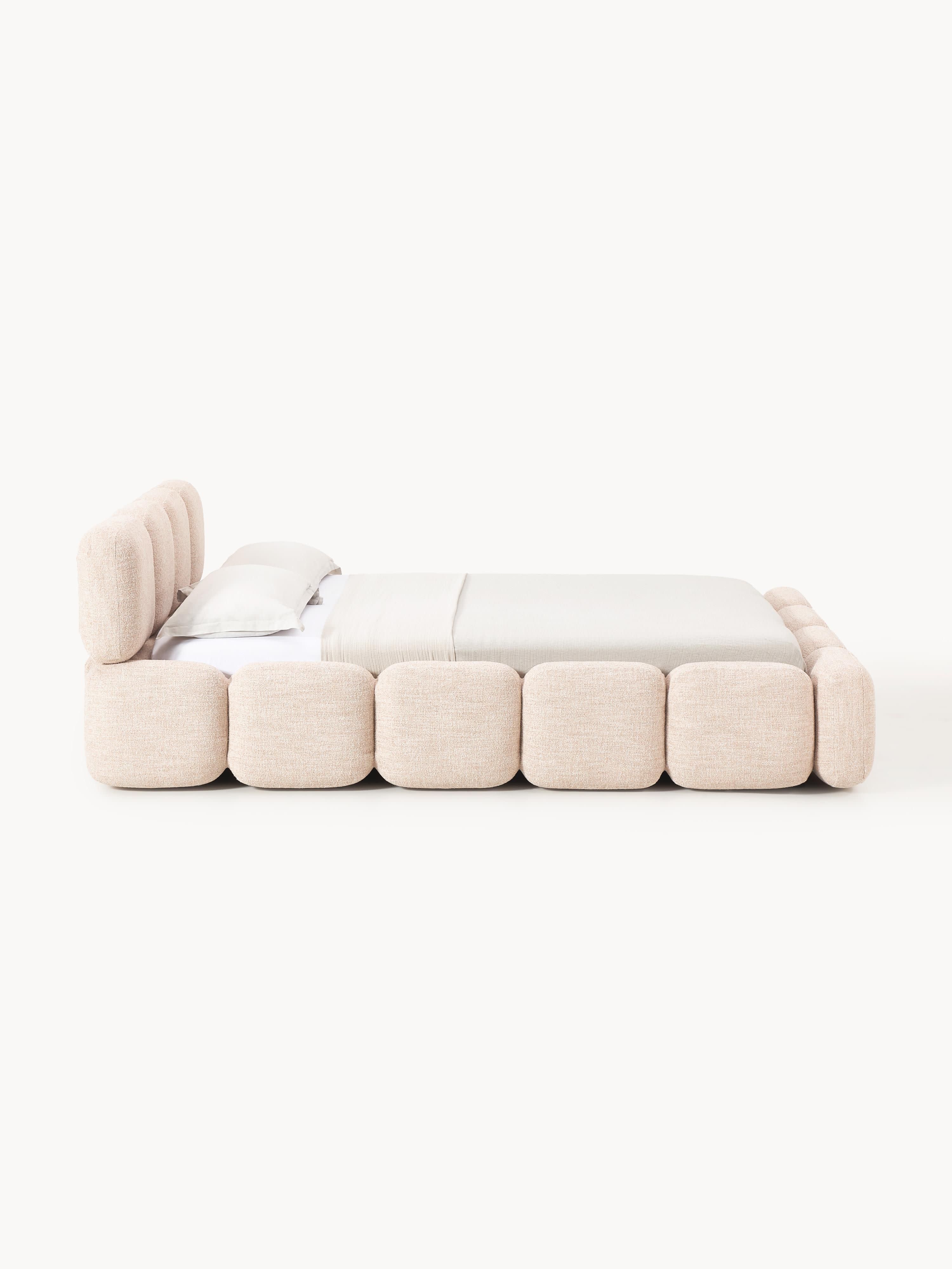 Polsterbett Tayla aus Bouclé mit Stauraum