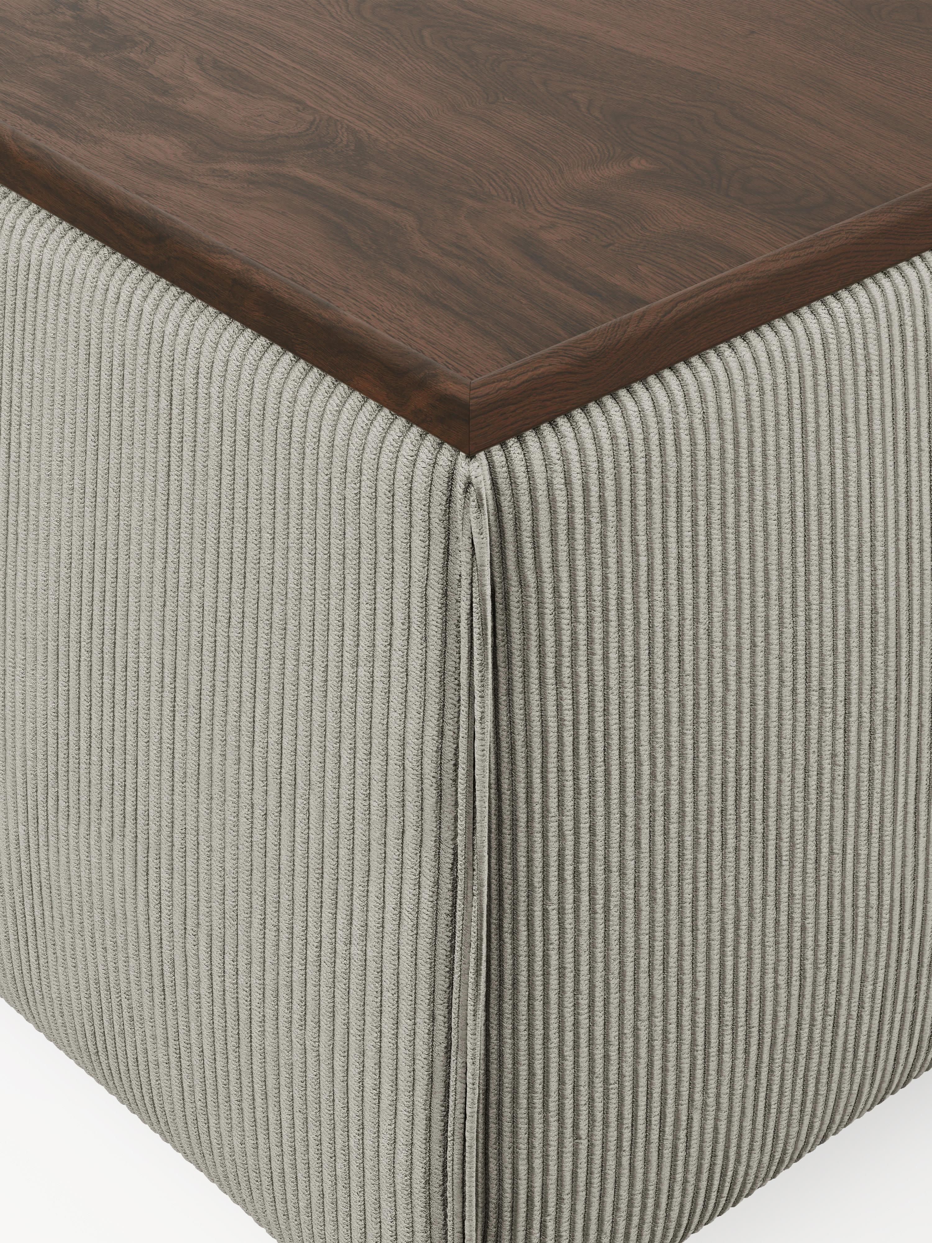 Sofa-Hocker Lennon aus Cord mit Stauraum