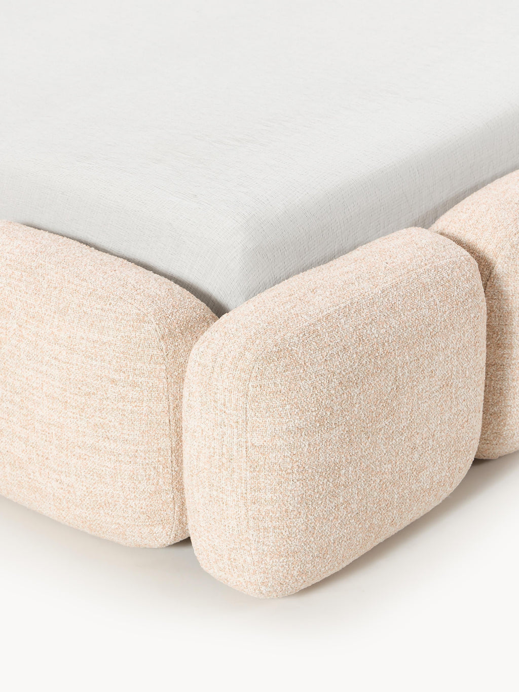 Polsterbett Tayla aus Bouclé