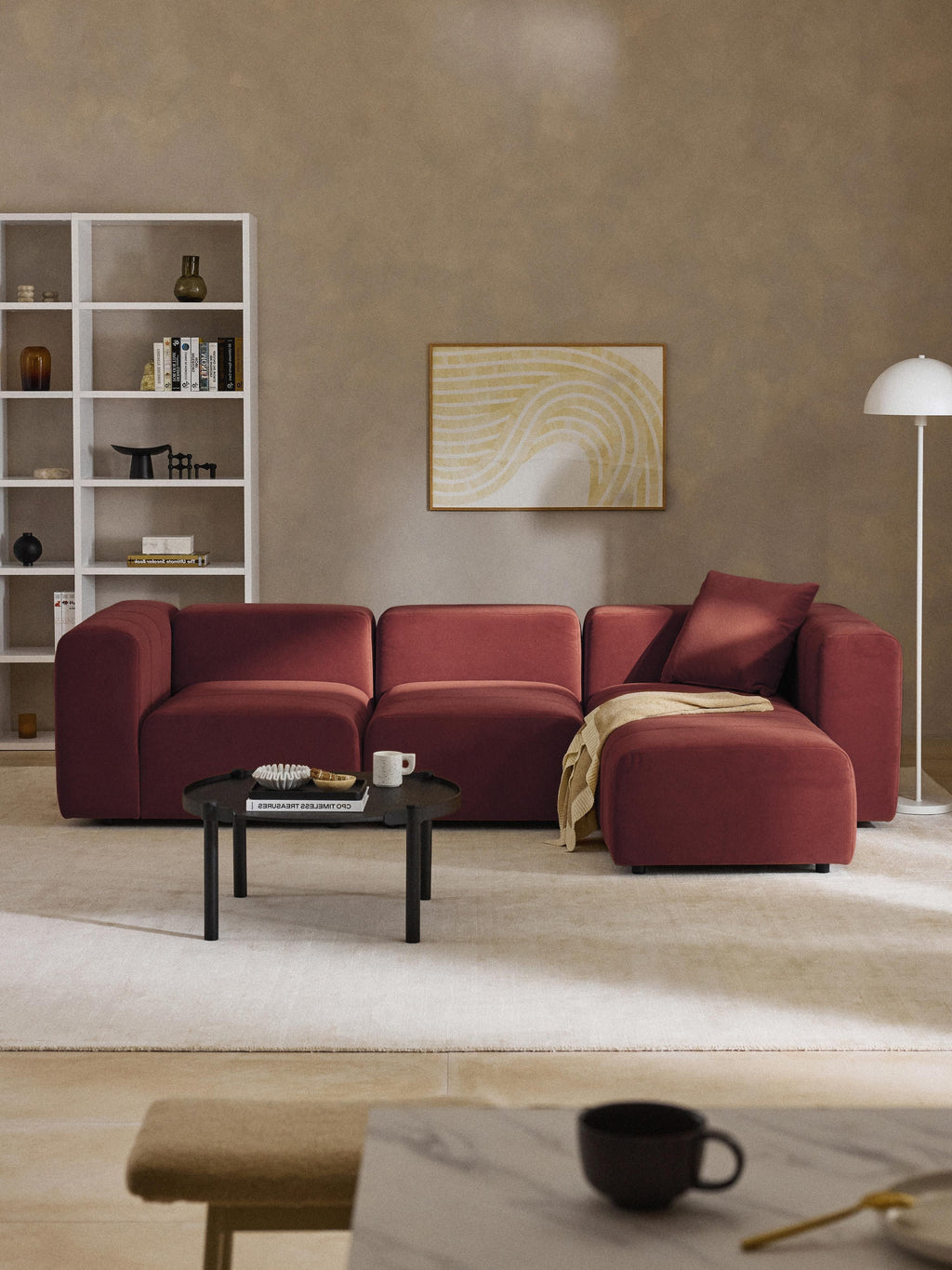Modulares Samt-Sofa Lena (4-Sitzer) mit Hocker (links/rechts)