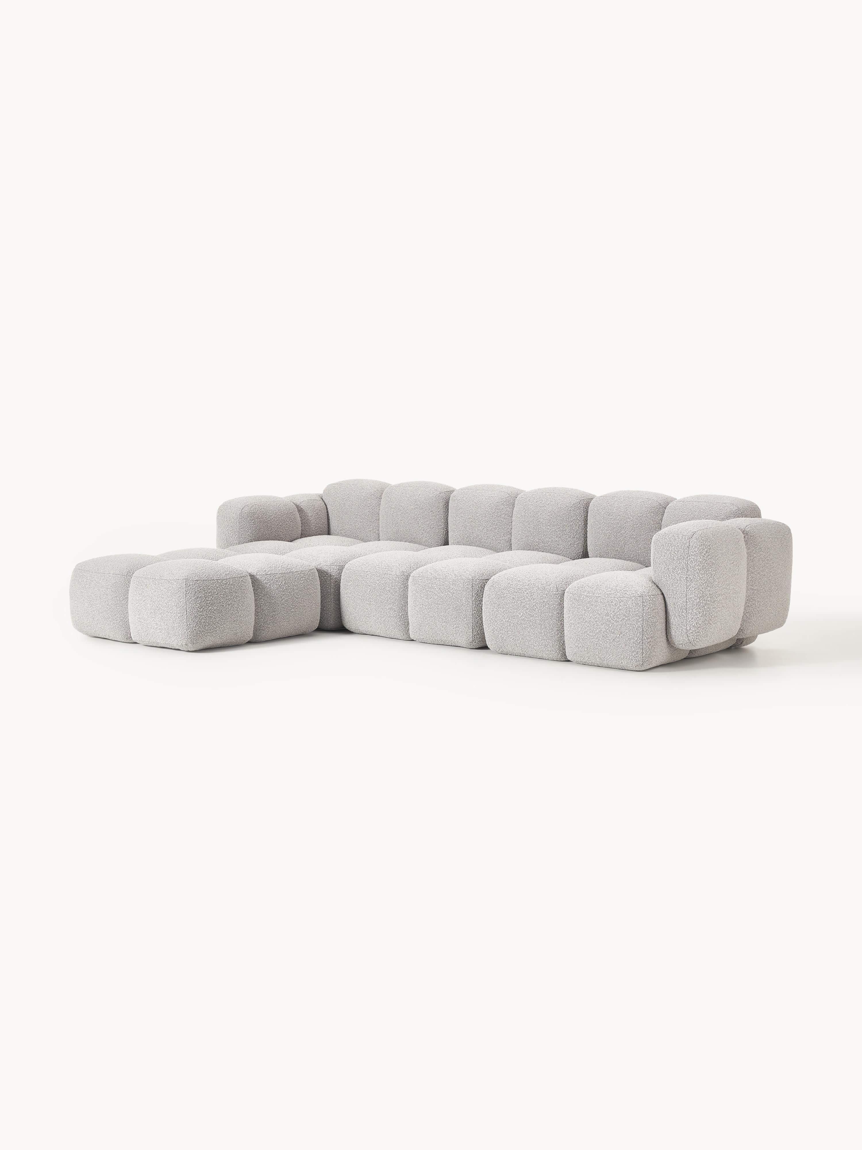 Modulares Sofa Tayla (4-Sitzer) aus Bouclé mit Hocker (links/rechts)