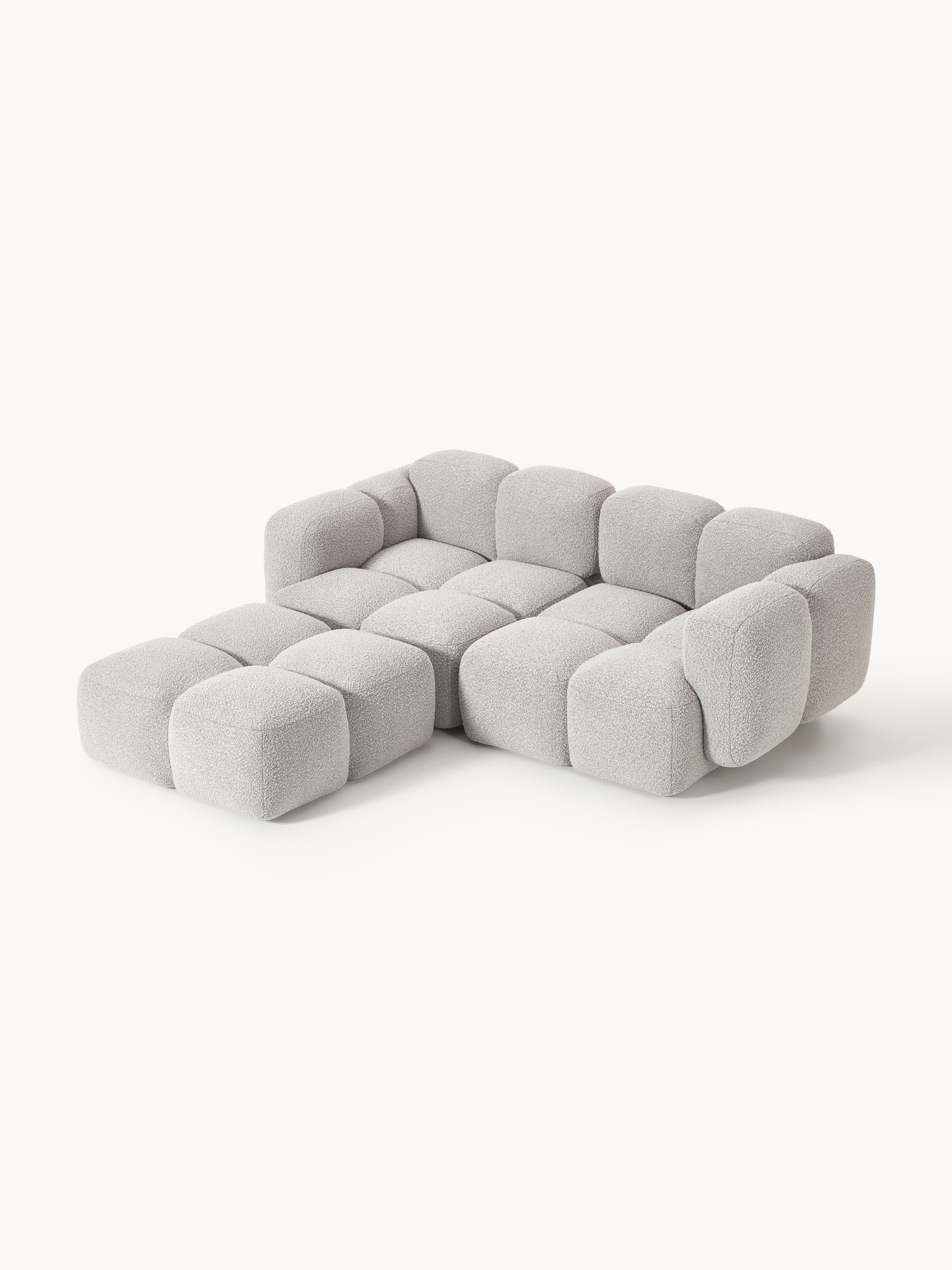 Modulares Sofa Tayla (3-Sitzer) aus Bouclé mit Hocker (links/rechts)