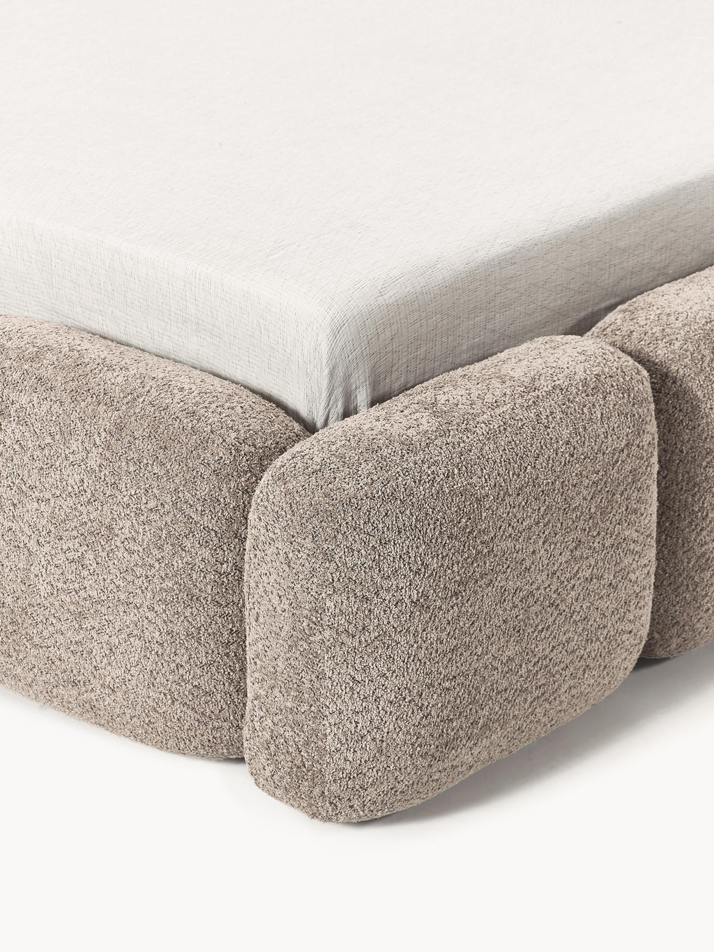 Polsterbett Tayla aus Teddy-Bouclé
