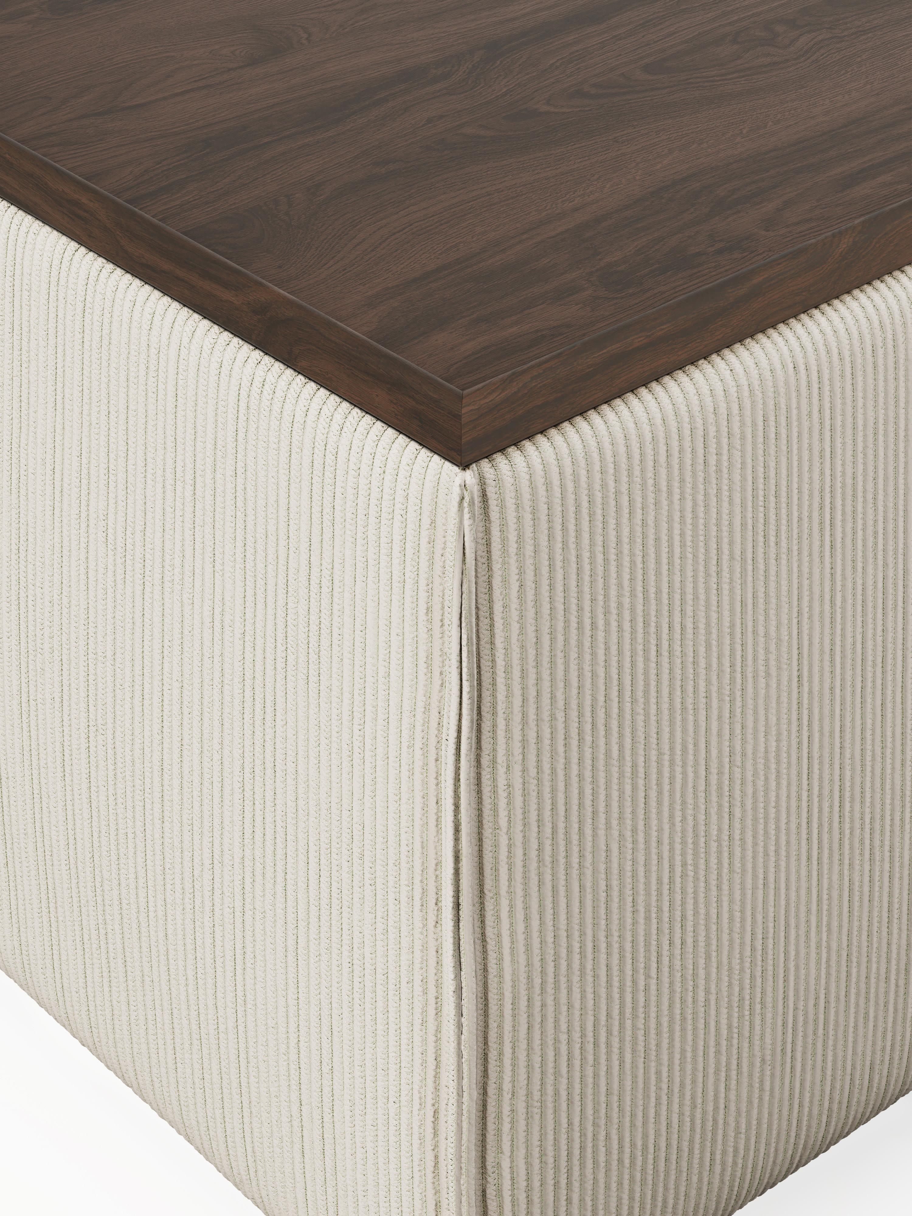 Sofa-Hocker Lennon aus Cord mit Stauraum
