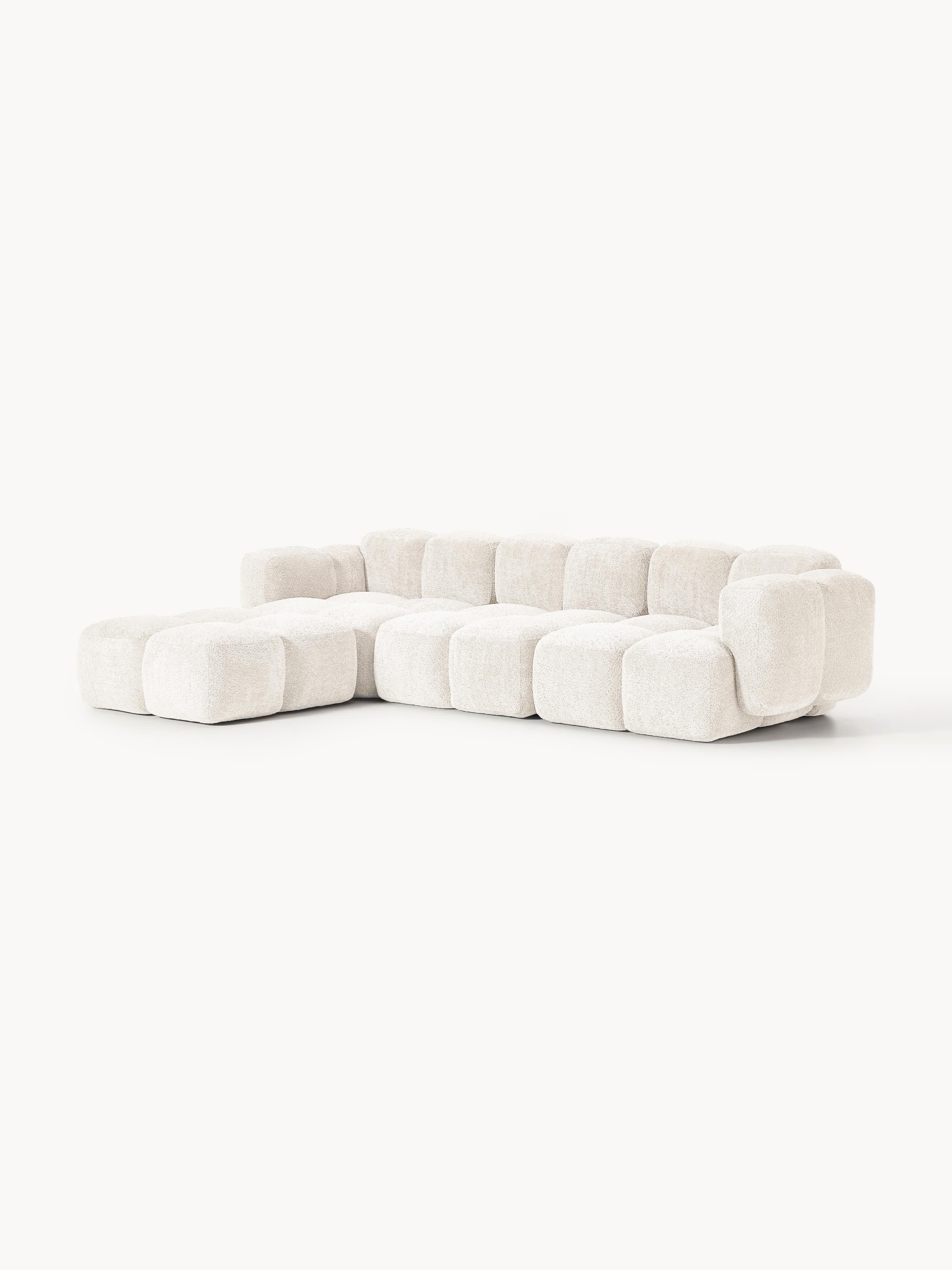 Modulares Sofa Tayla (4-Sitzer) aus Teddy-Bouclé mit Hocker (links/rechts)