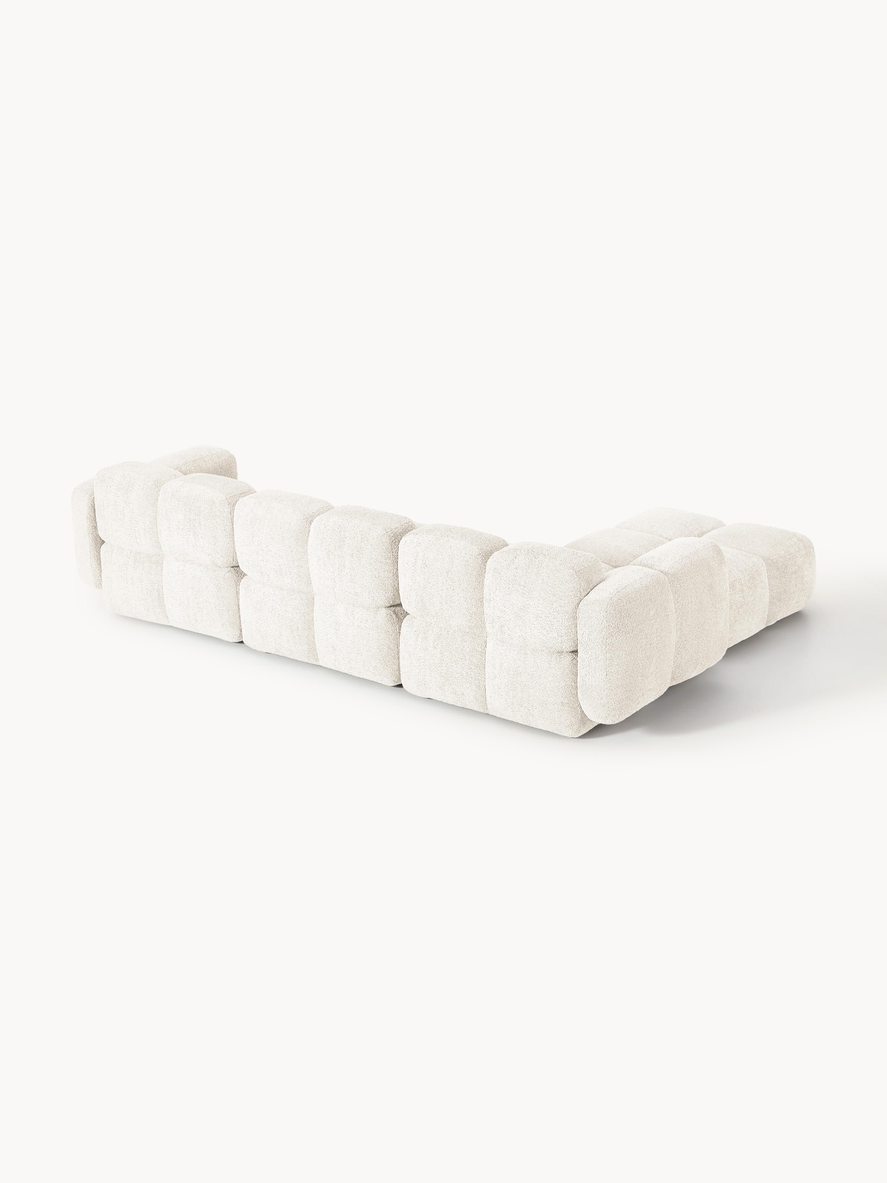Modulares Sofa Tayla (4-Sitzer) aus Teddy-Bouclé mit Hocker (links/rechts)