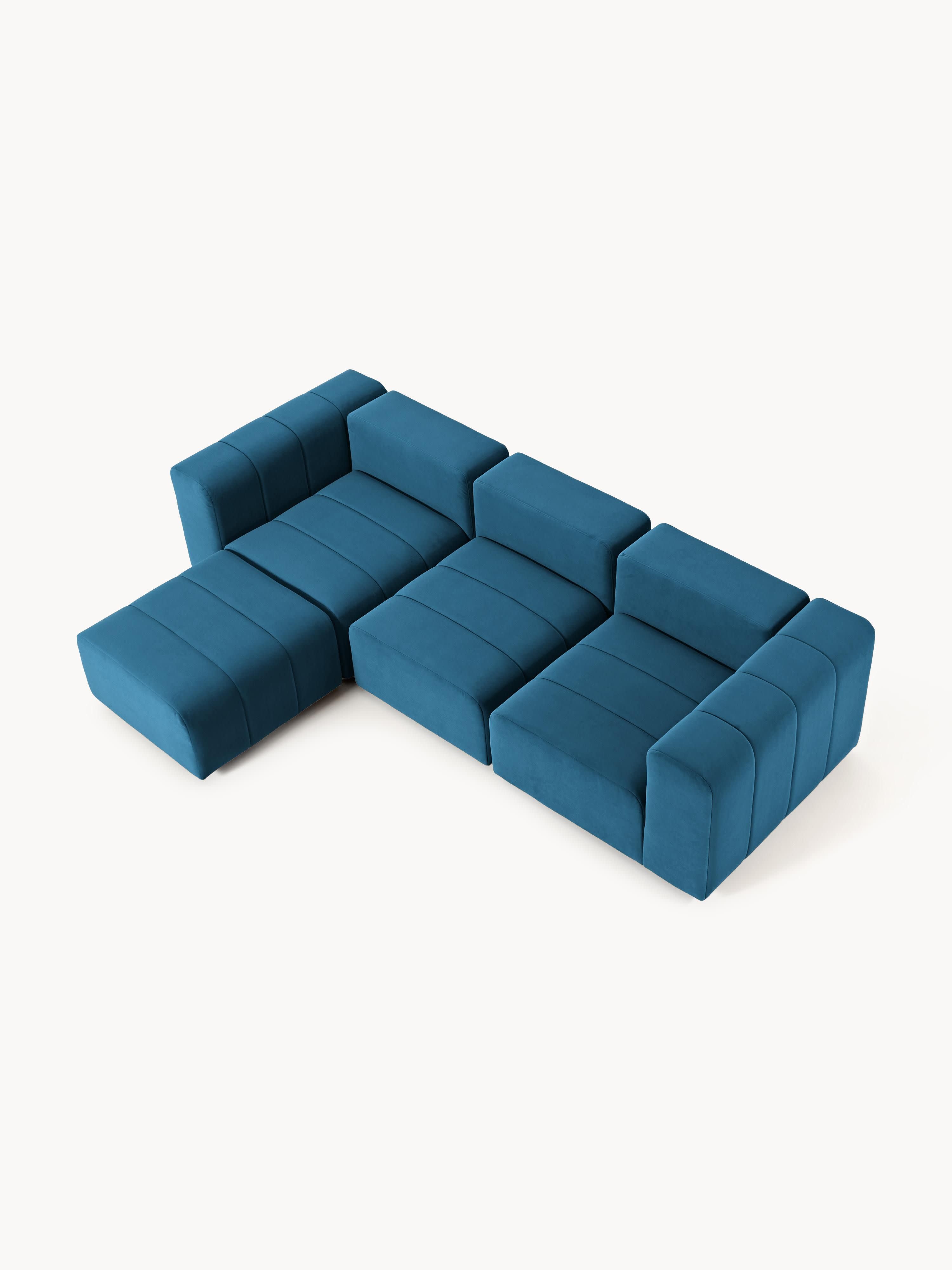 Modulares Samt-Sofa Lena (4-Sitzer) mit Hocker (links/rechts)