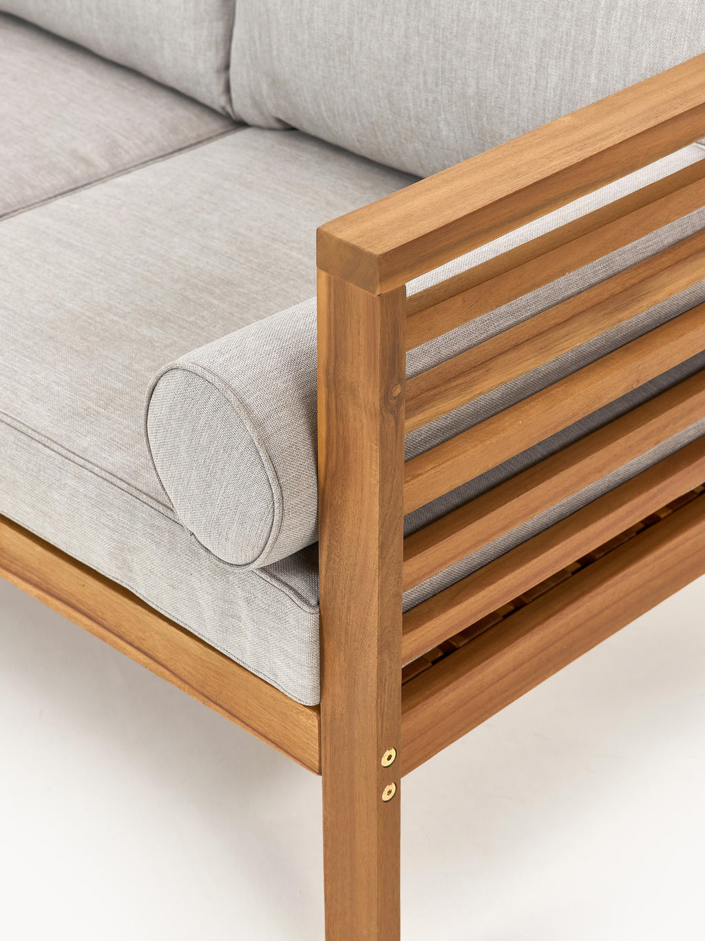Garten-Loungesofa Bo (3-Sitzer) aus Akazienholz