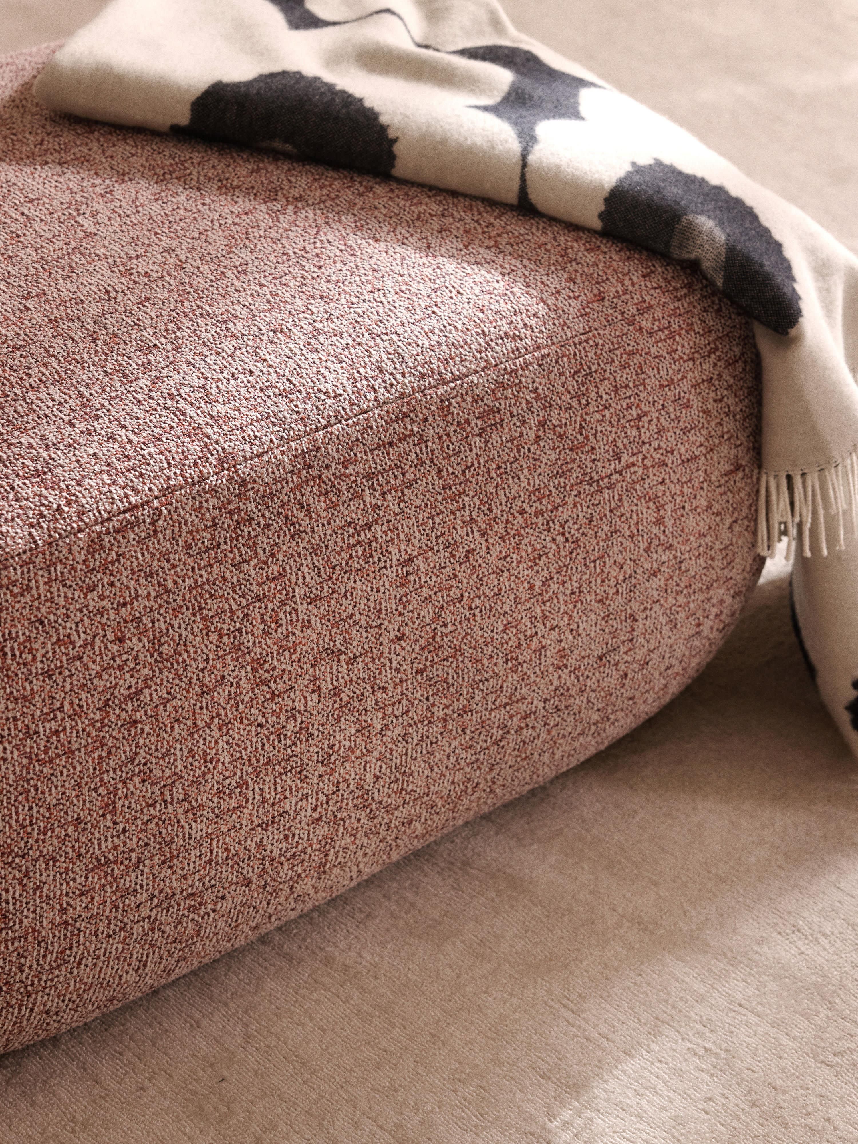 Bouclé-Hocker Sofia
