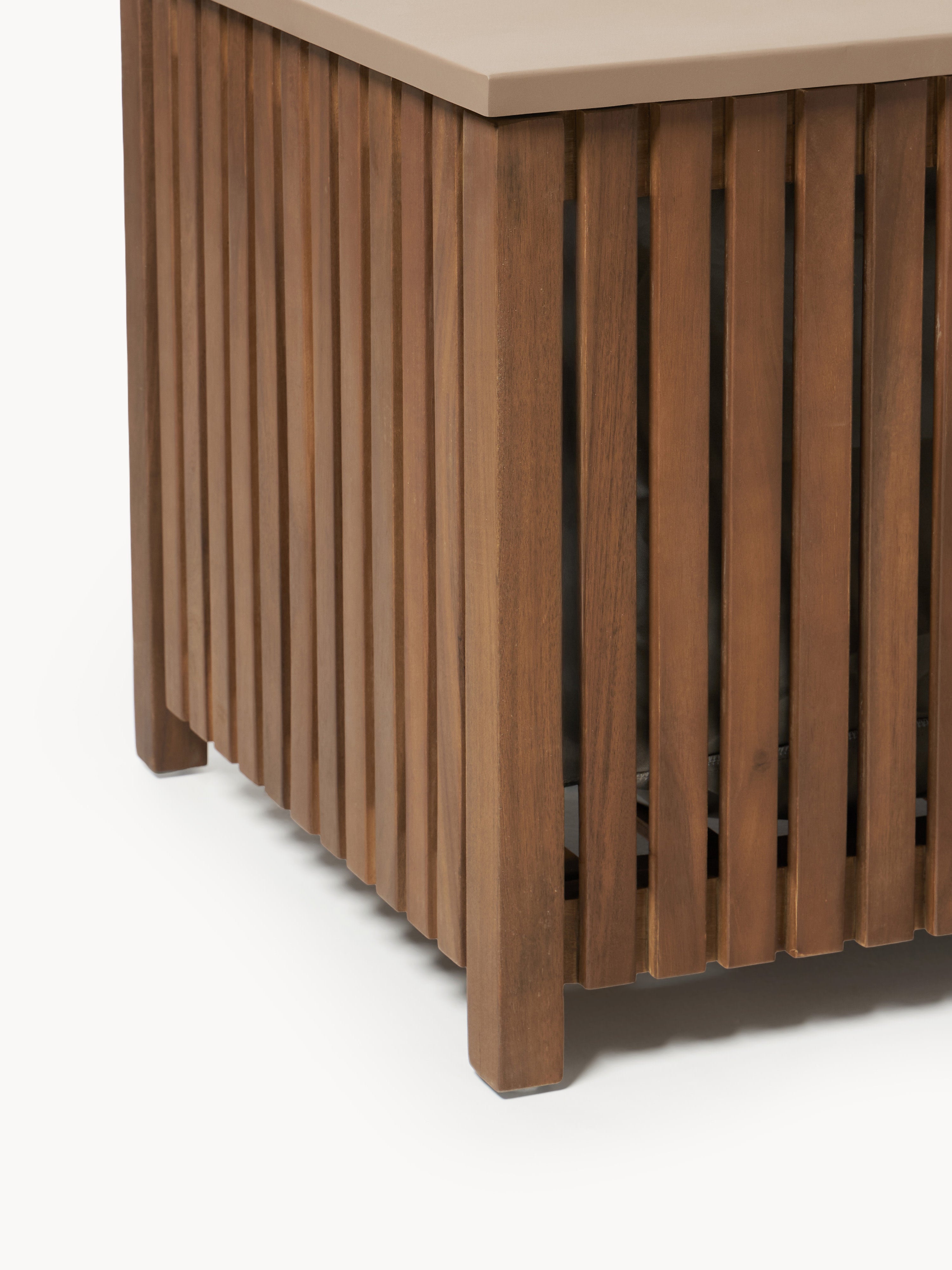 Garten-Aufbewahrungsbox Arkin aus Akazienholz mit Einsatz, B 129 cm