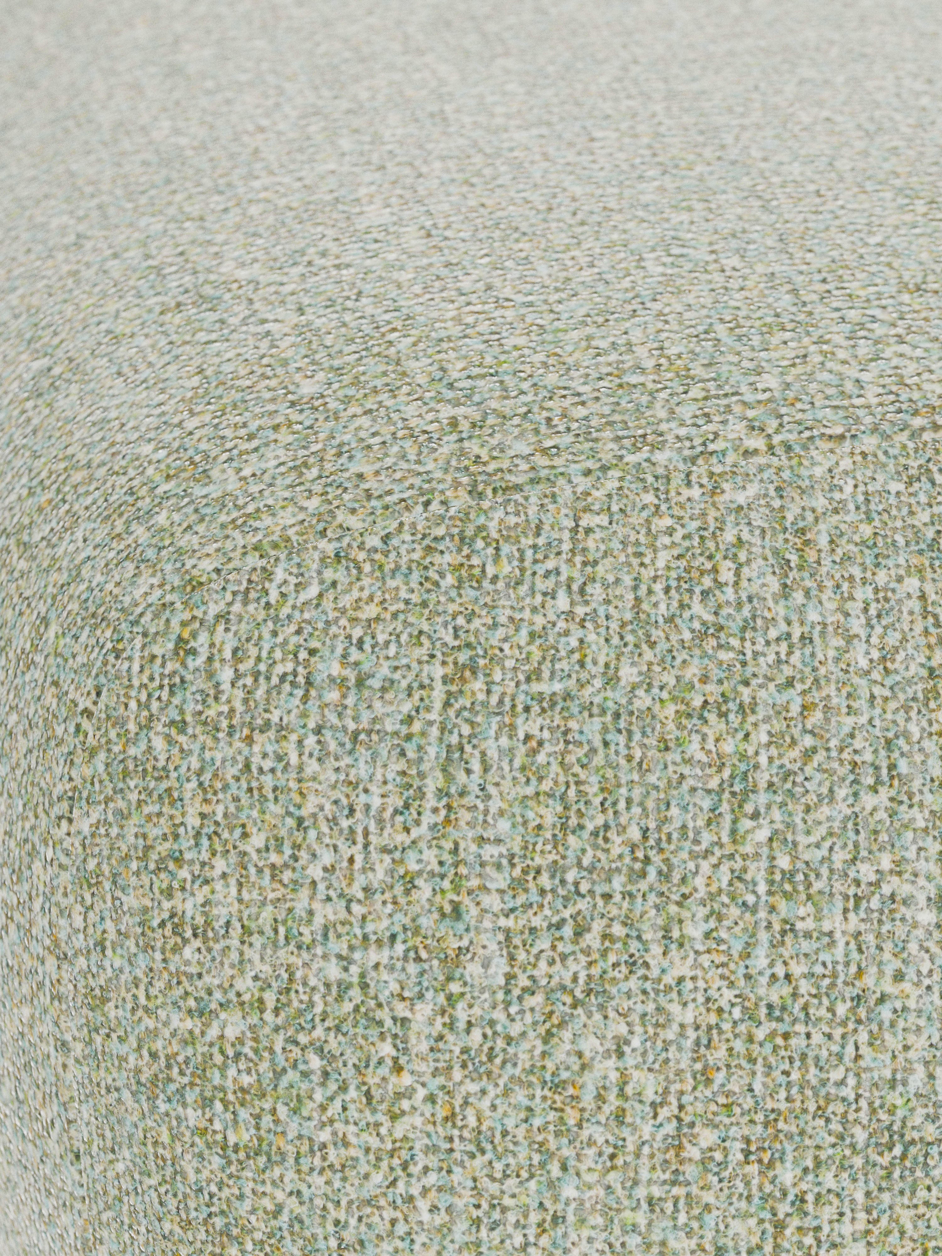 Großer Bouclé-Sofa-Hocker Wolke
