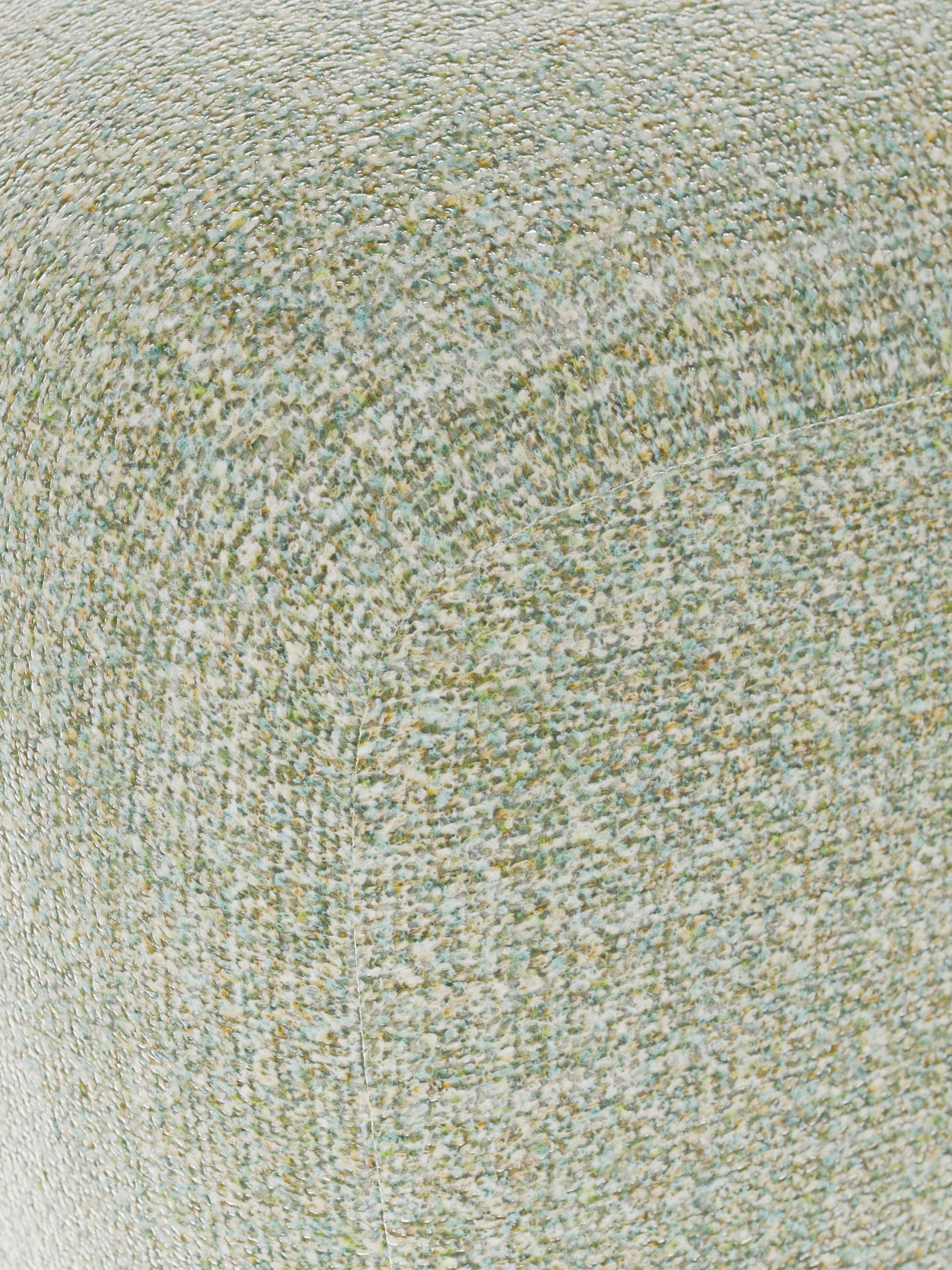 Hoher Bouclé-Sofa-Hocker Wolke