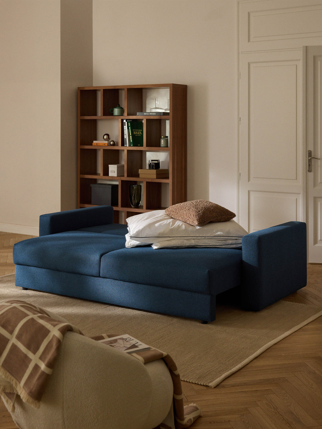 Bouclé-Schlafsofa Tasha (3-Sitzer) mit Stauraum