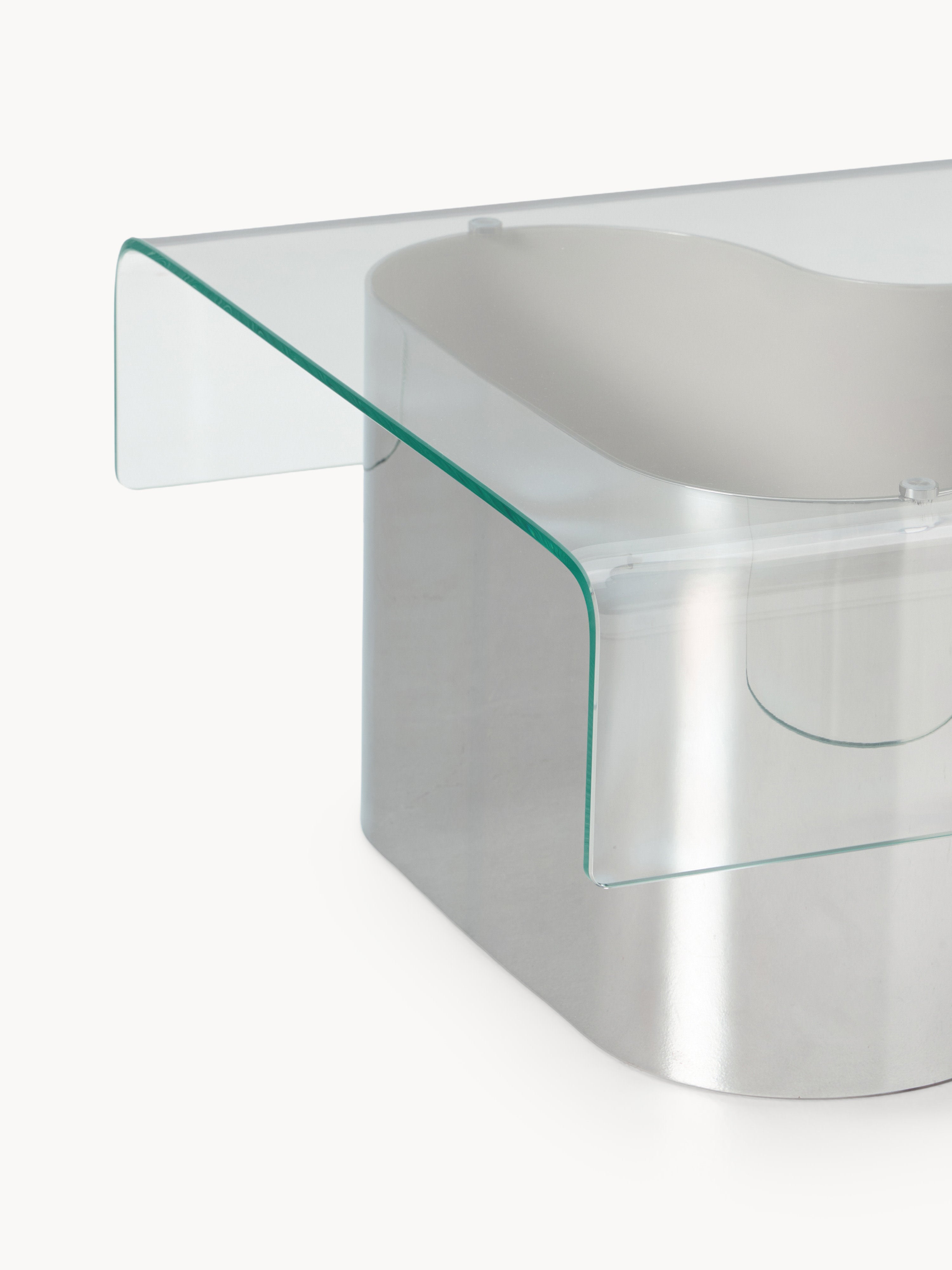 Couchtisch Jouri mit Glasplatte