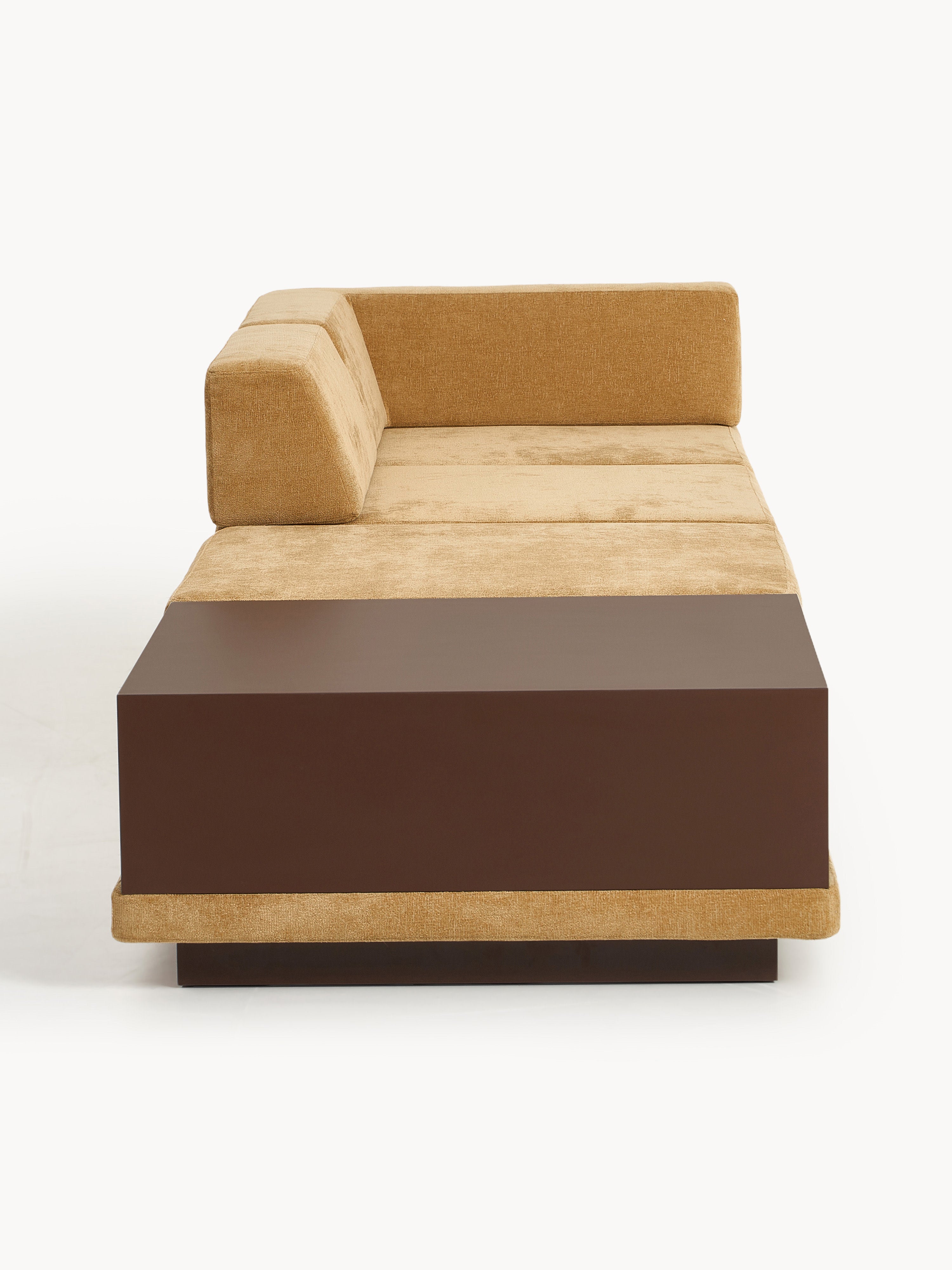Modulares Sofa Colin (4-Sitzer) mit Couchtisch & Ottomane