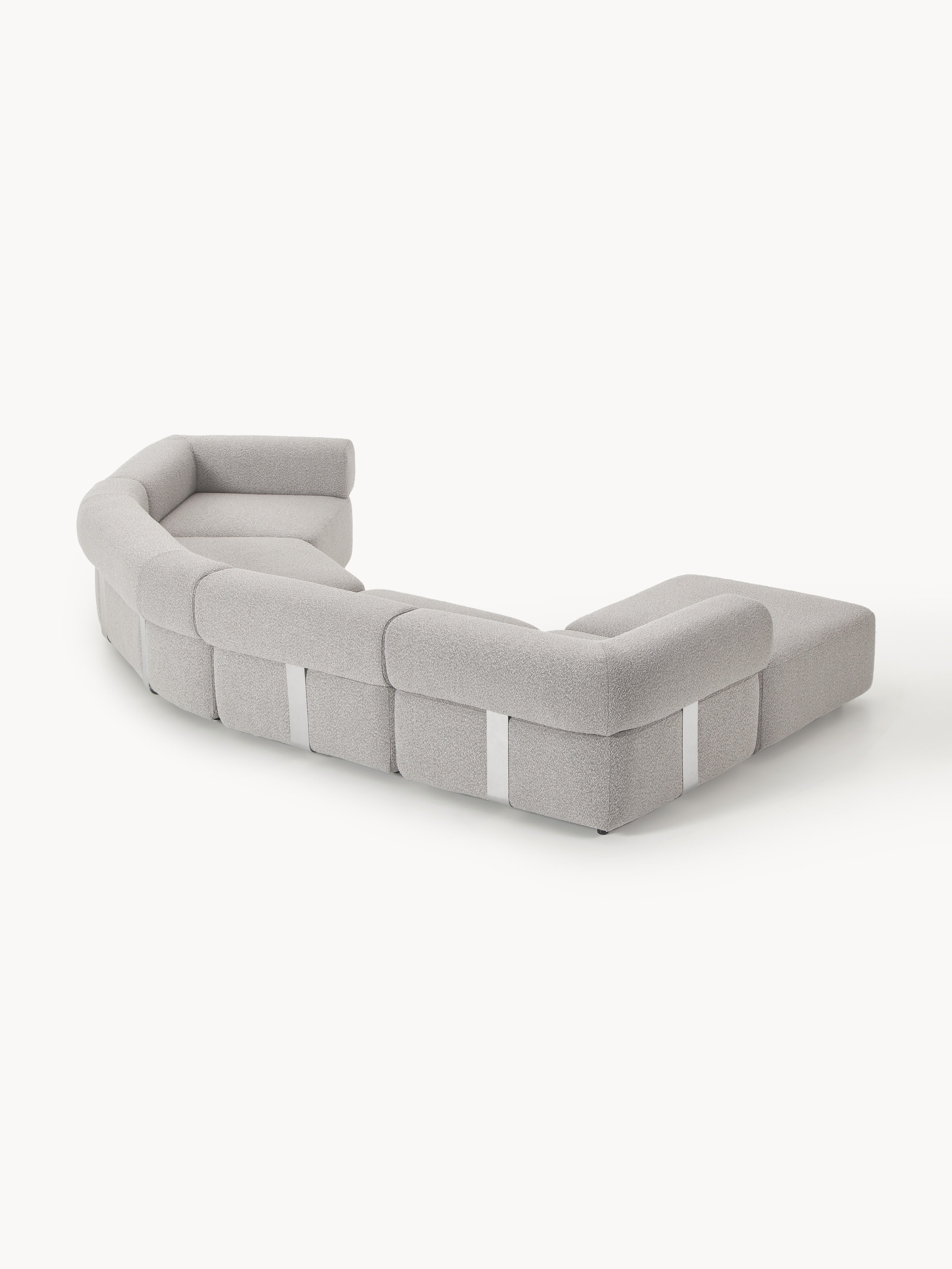 Großes modulares Bouclé-Sofa Anton mit Hocker (links/rechts)