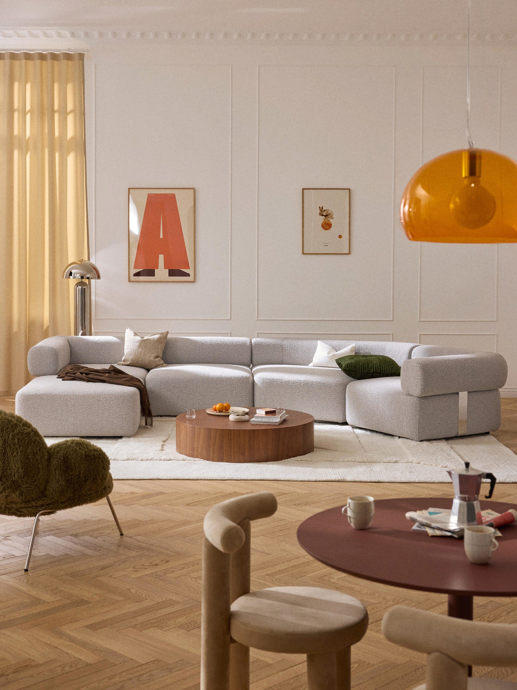 Großes modulares Bouclé-Sofa Anton mit Hocker (links/rechts)