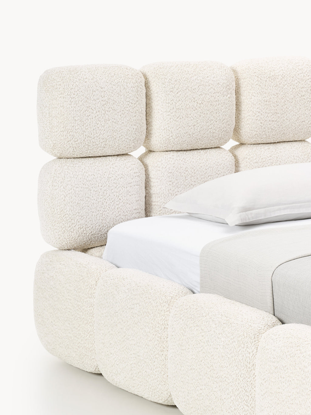 Einzelbett Tayla mit Stauraum aus Teddy-Bouclé
