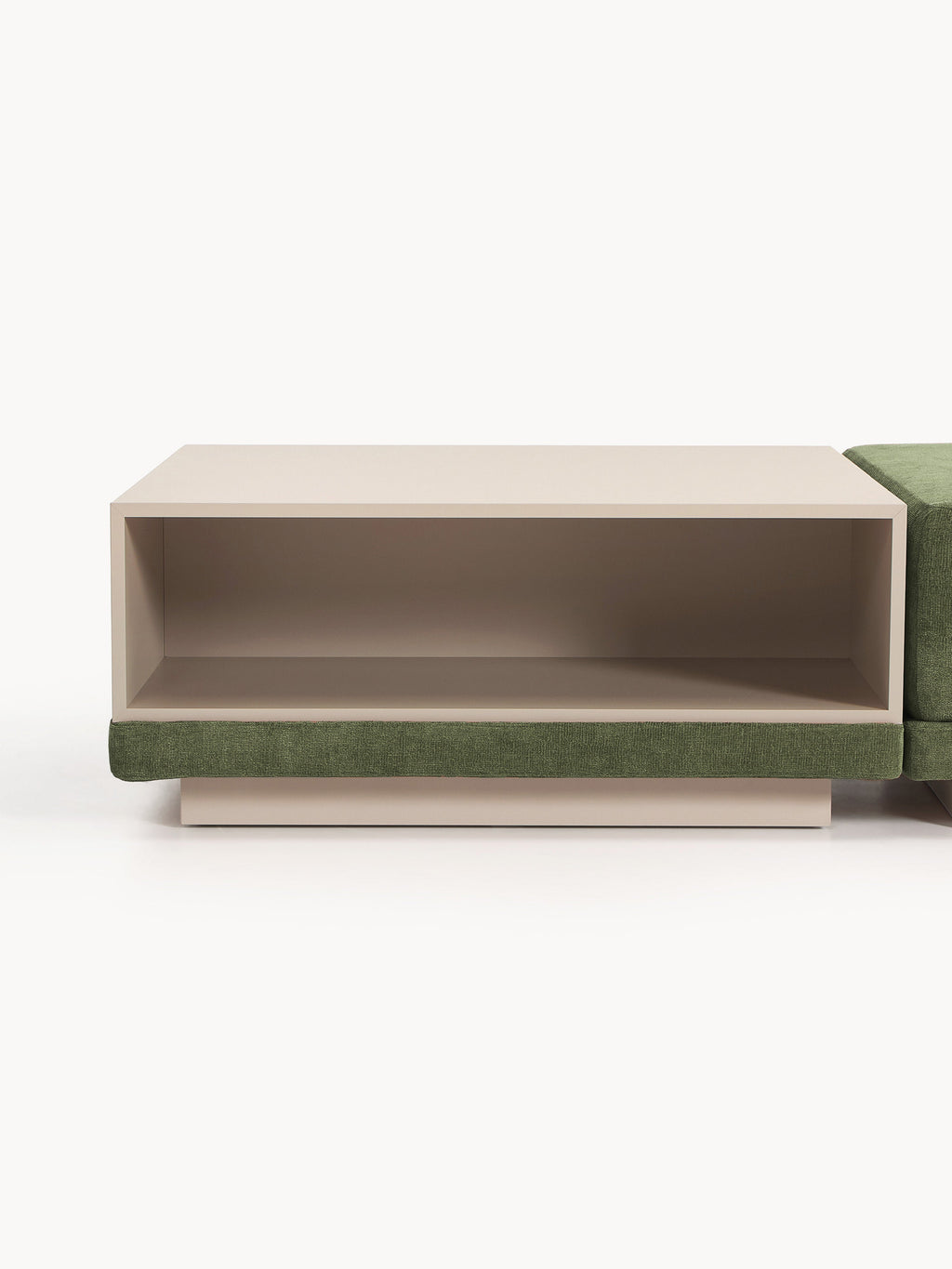 Modulares Sofa Colin (4-Sitzer) mit Couchtisch & Ottomane