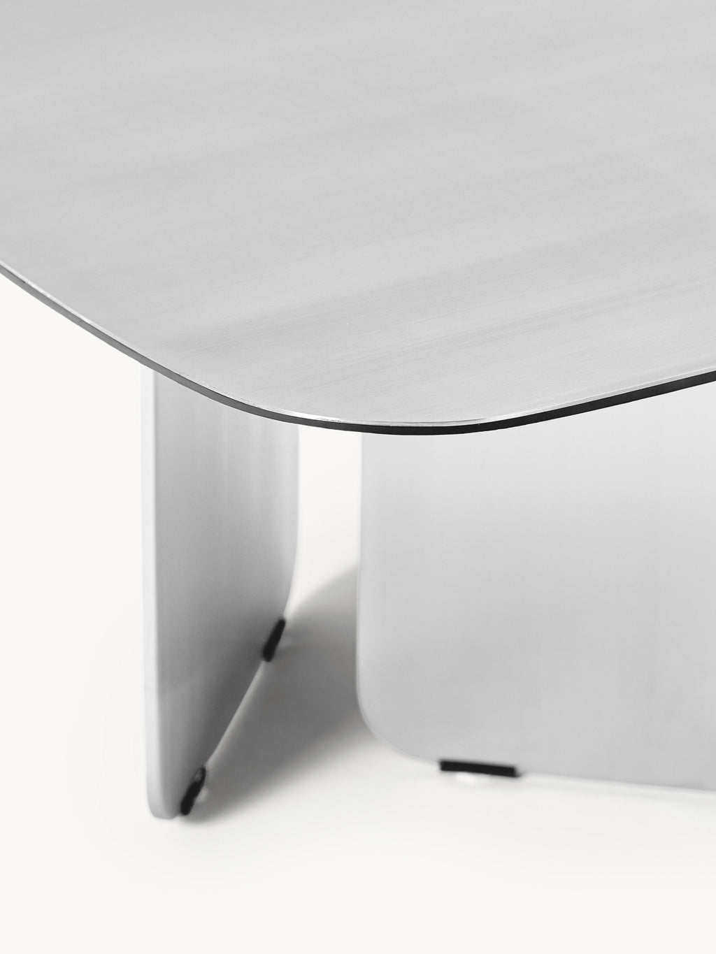 Metall-Couchtisch Valis