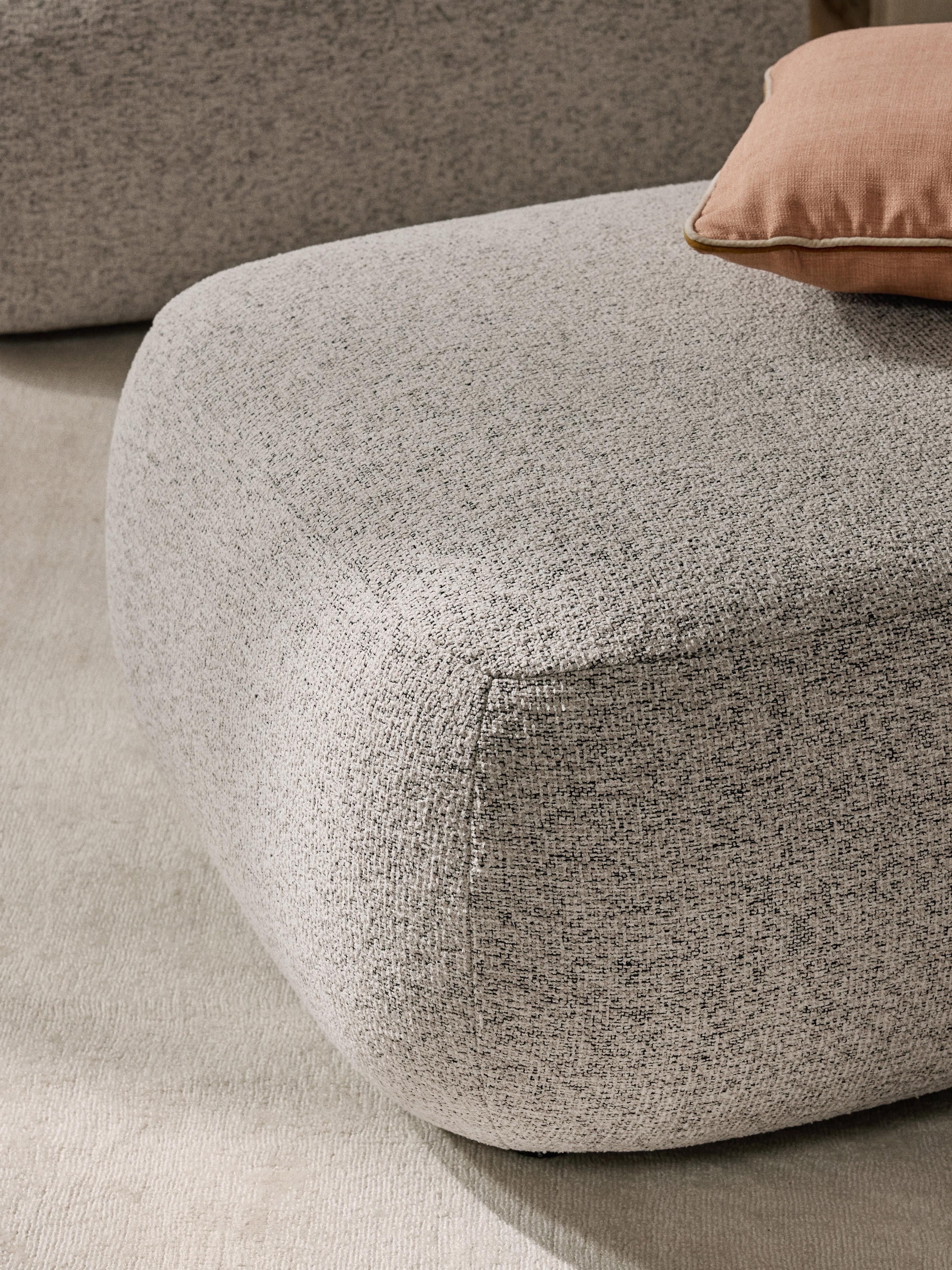 Bouclé-Hocker Sofia