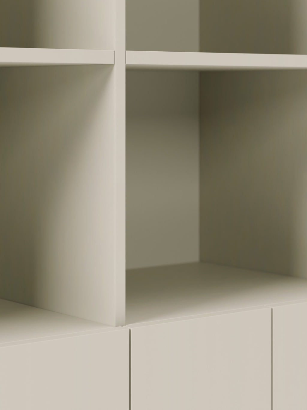 Großes Holz-Highboard Dado