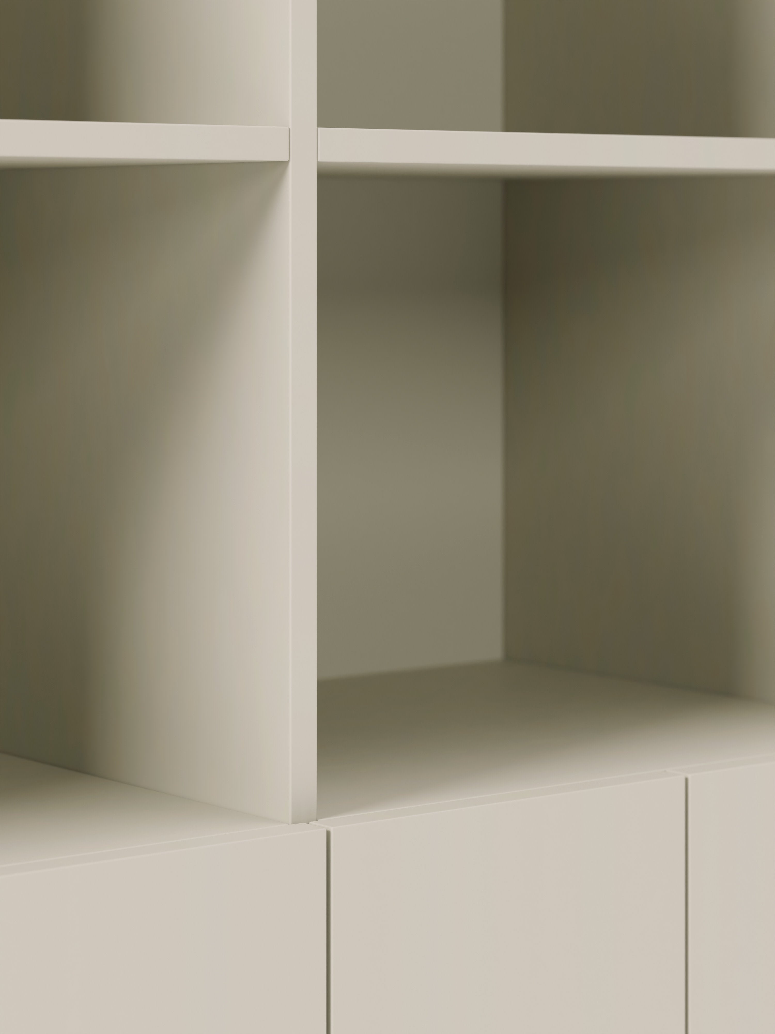 Großes Holz-Highboard Dado