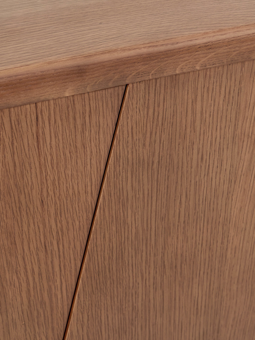 Holz-Sideboard Tundra mit Emperador-Marmorbeinen