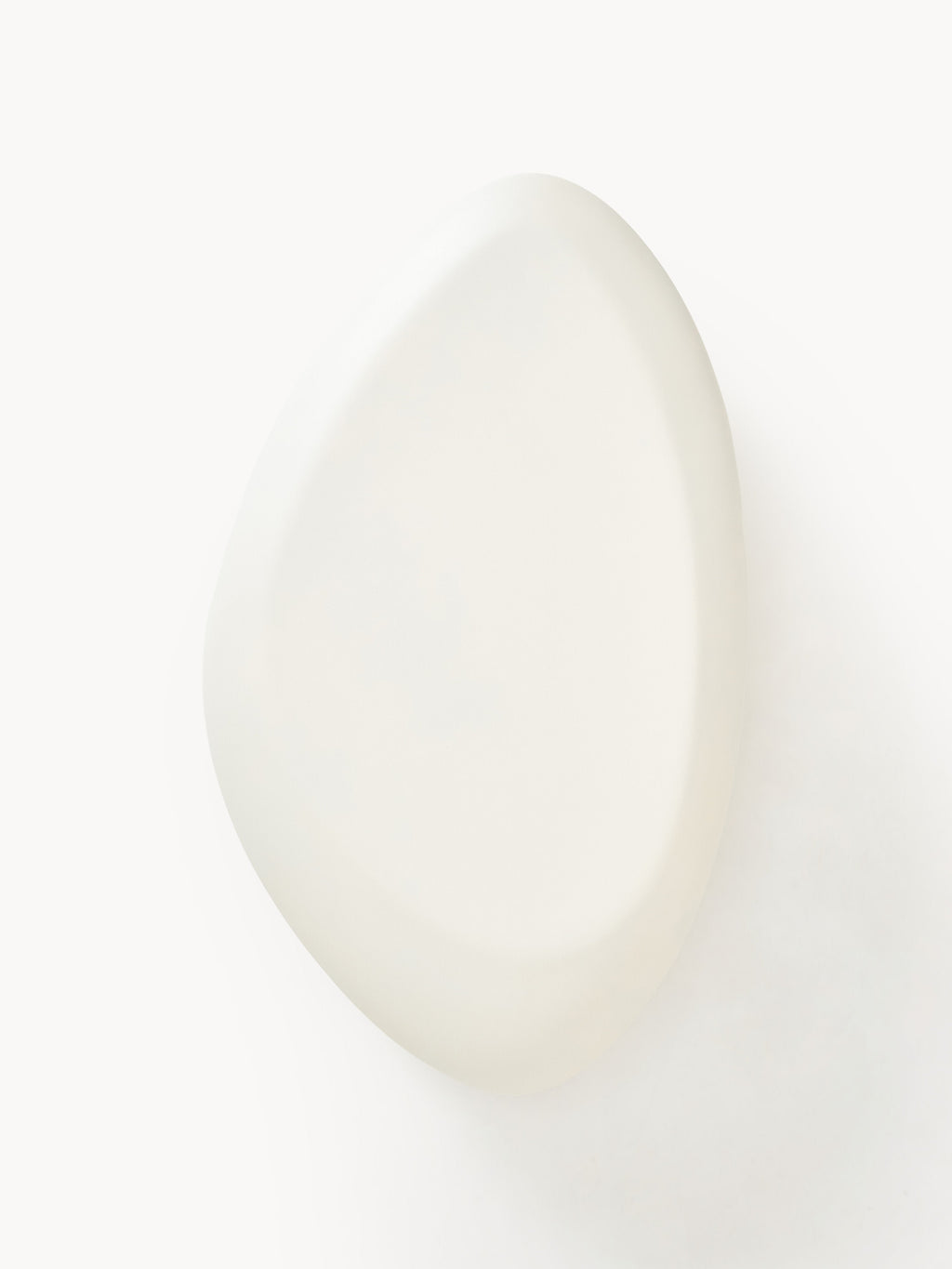 Großer Couchtisch Pietra in organischer Form, B 135 cm