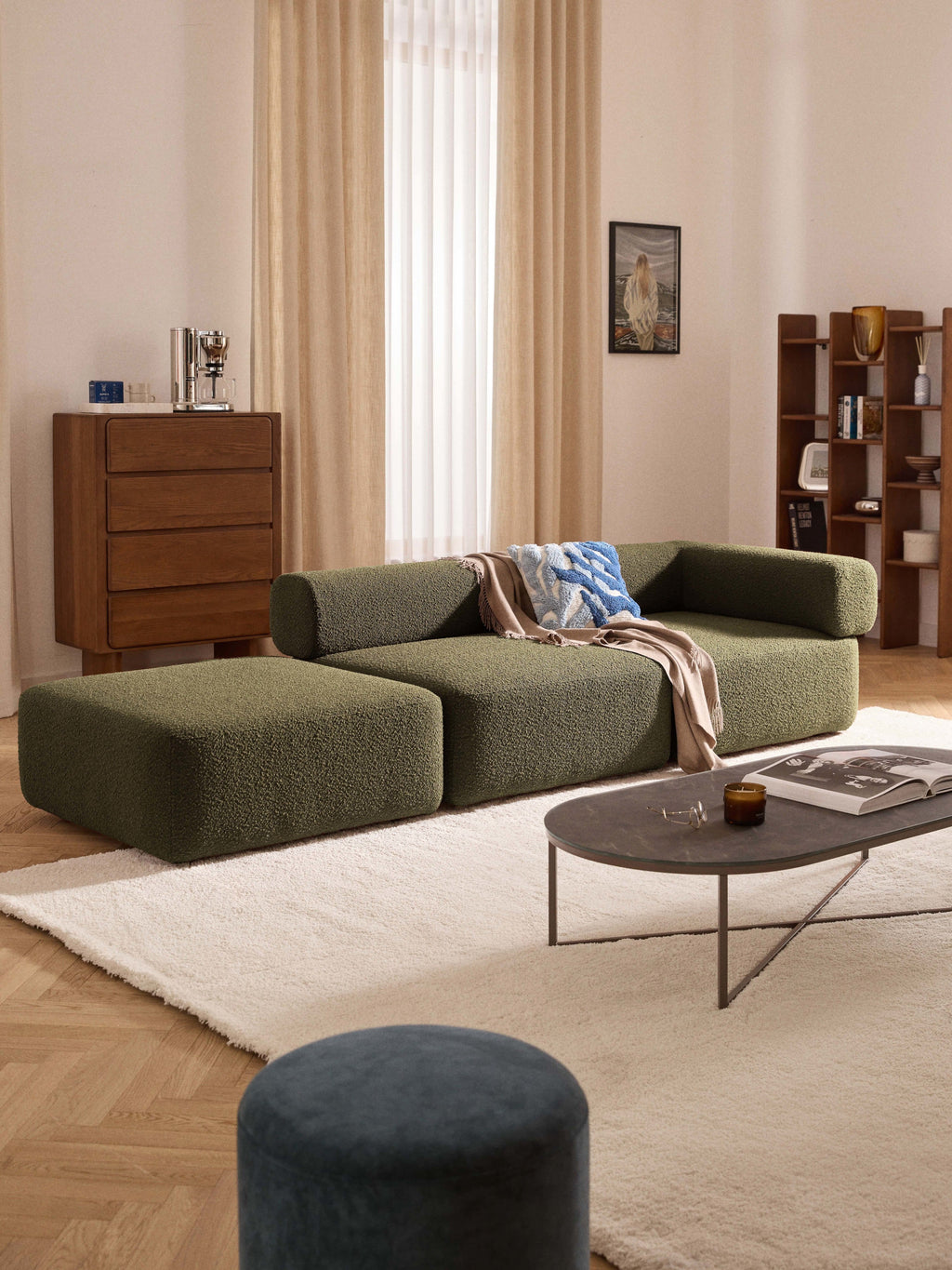Bouclé-Sofa-Hocker Anton