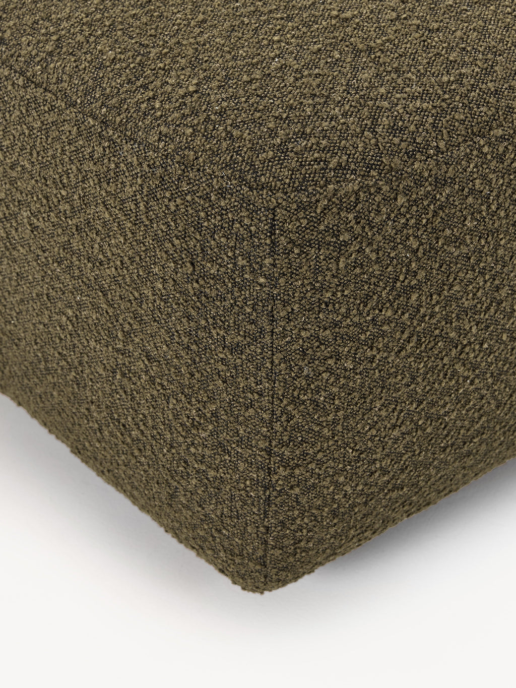 Bouclé-Sofa-Hocker Anton